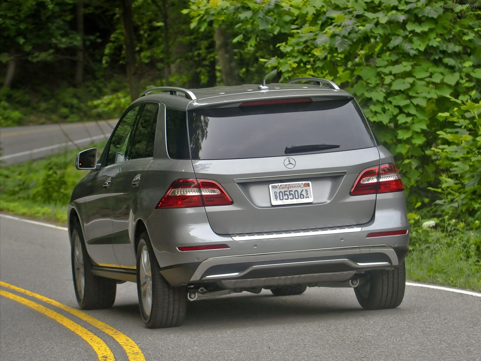 Mercedes Benz ML350 4MATIC 2012