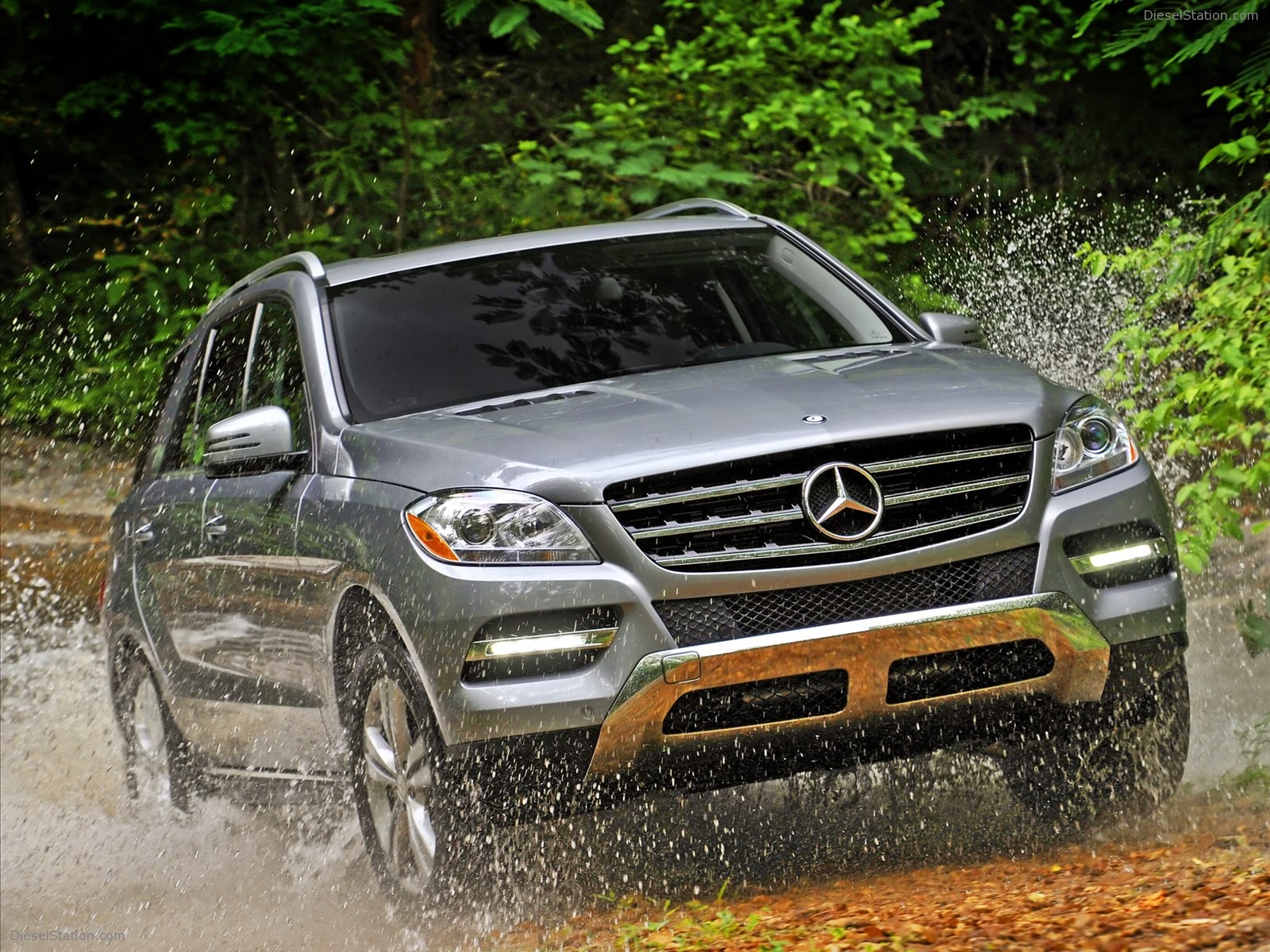 Mercedes Benz ML350 4MATIC 2012