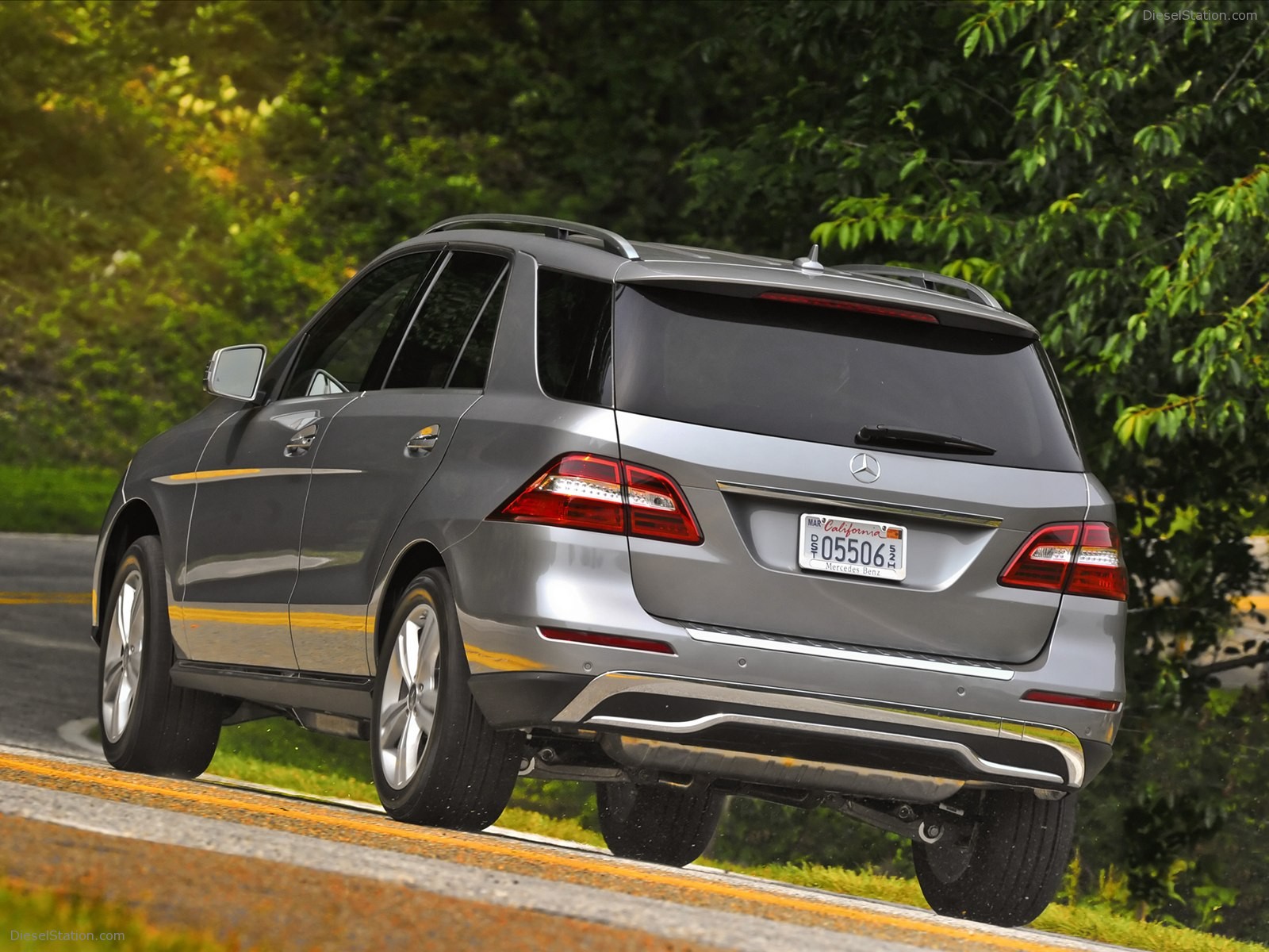 Mercedes Benz ML350 4MATIC 2012