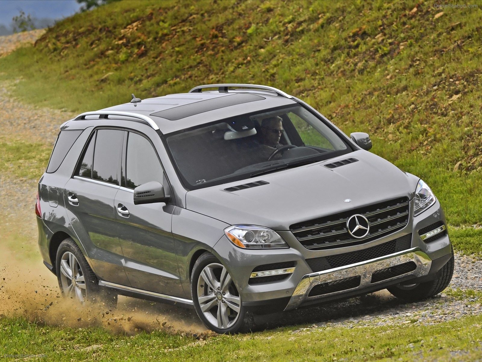 Mercedes Benz ML350 4MATIC 2012