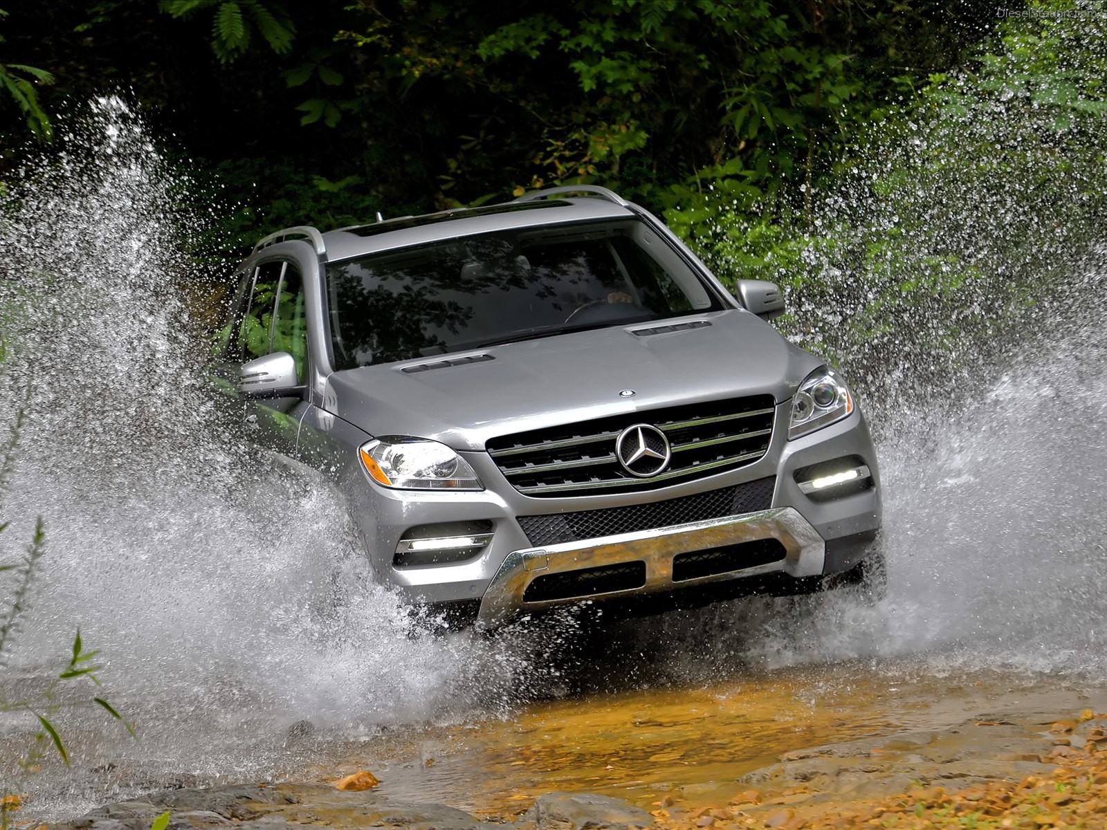 Mercedes Benz ML350 4MATIC 2012