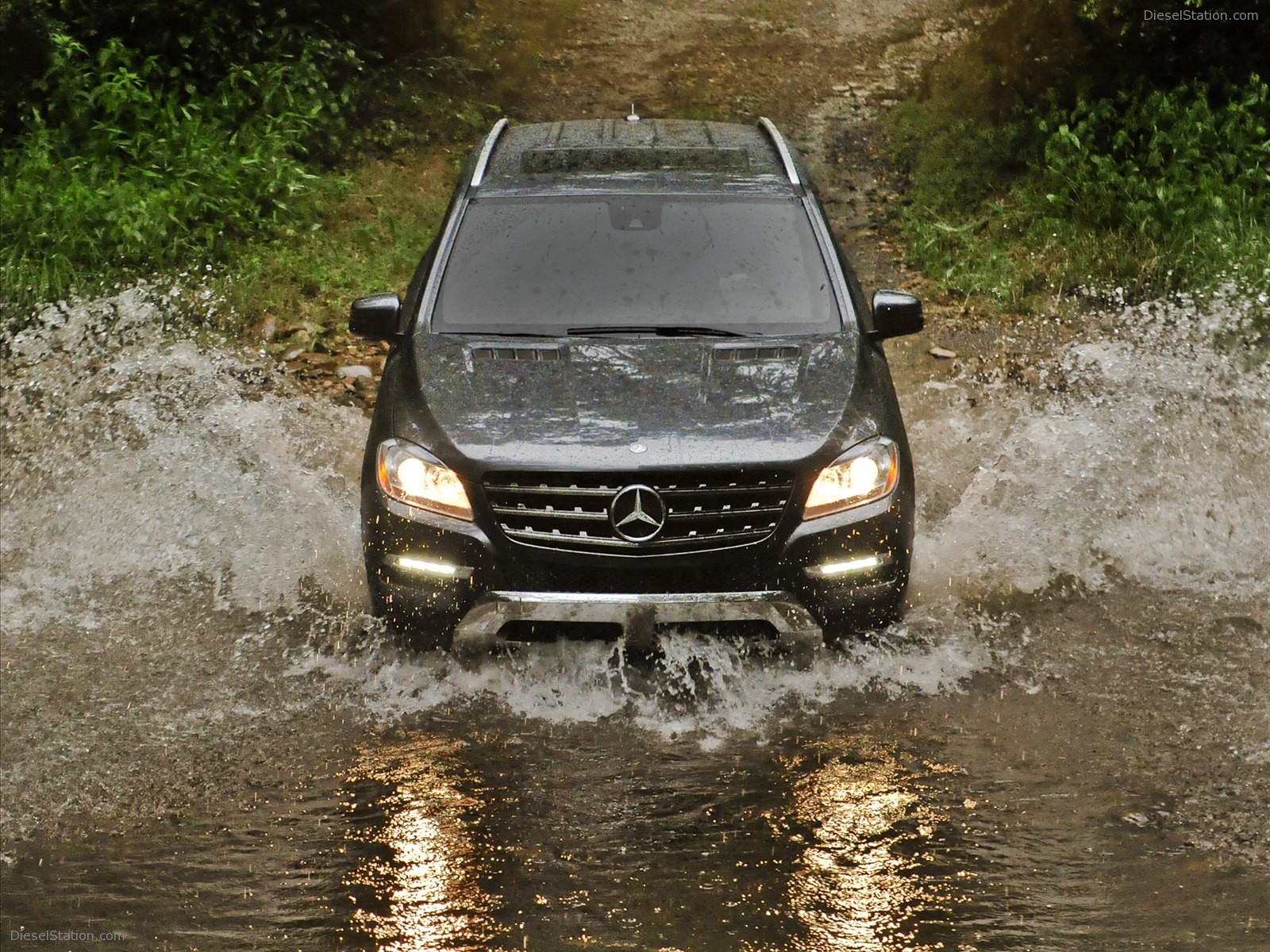 Mercedes Benz ML350 4MATIC 2012