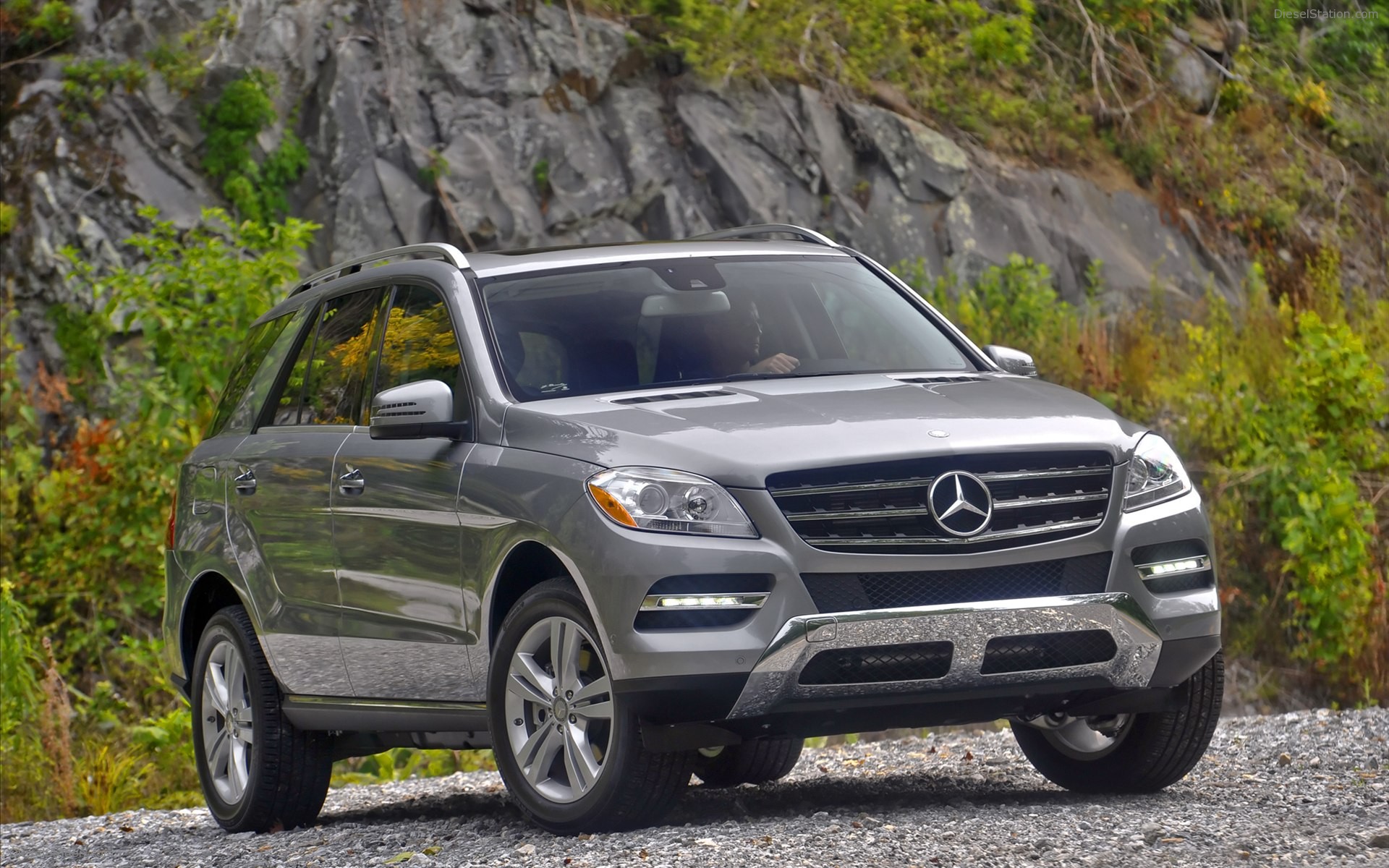 Mercedes Benz ML350 4MATIC 2012