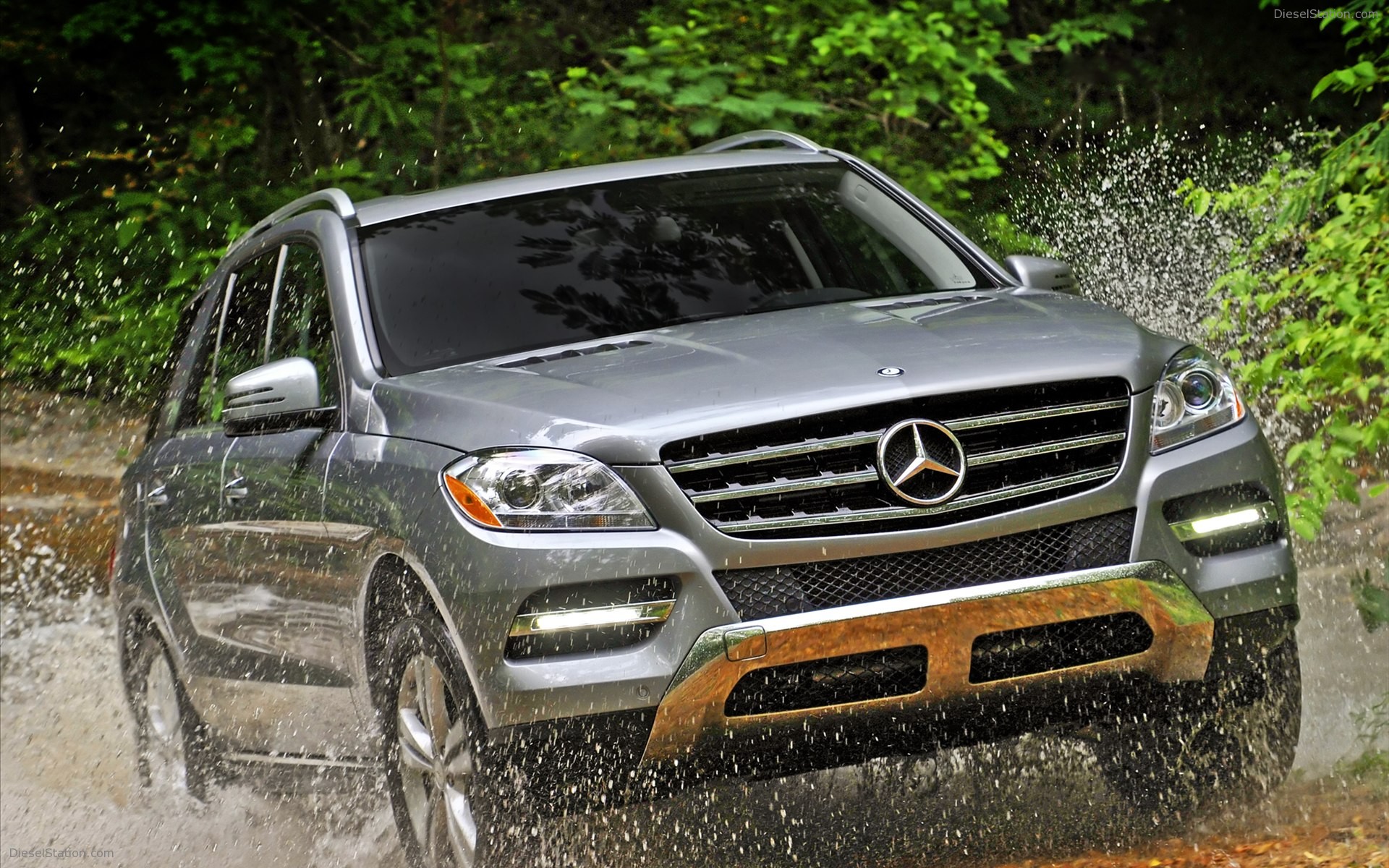 Mercedes Benz ML350 4MATIC 2012