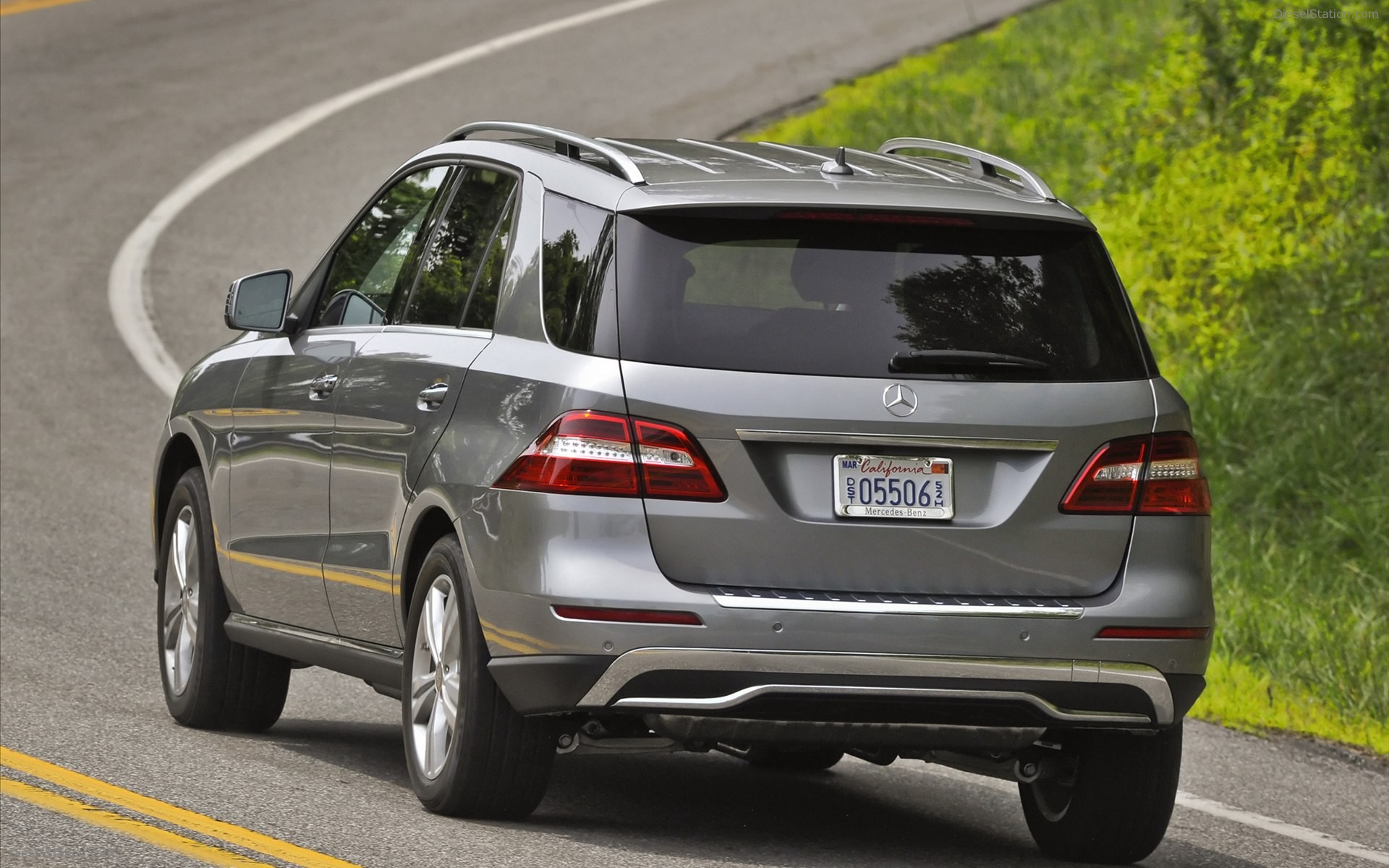 Mercedes Benz ML350 4MATIC 2012