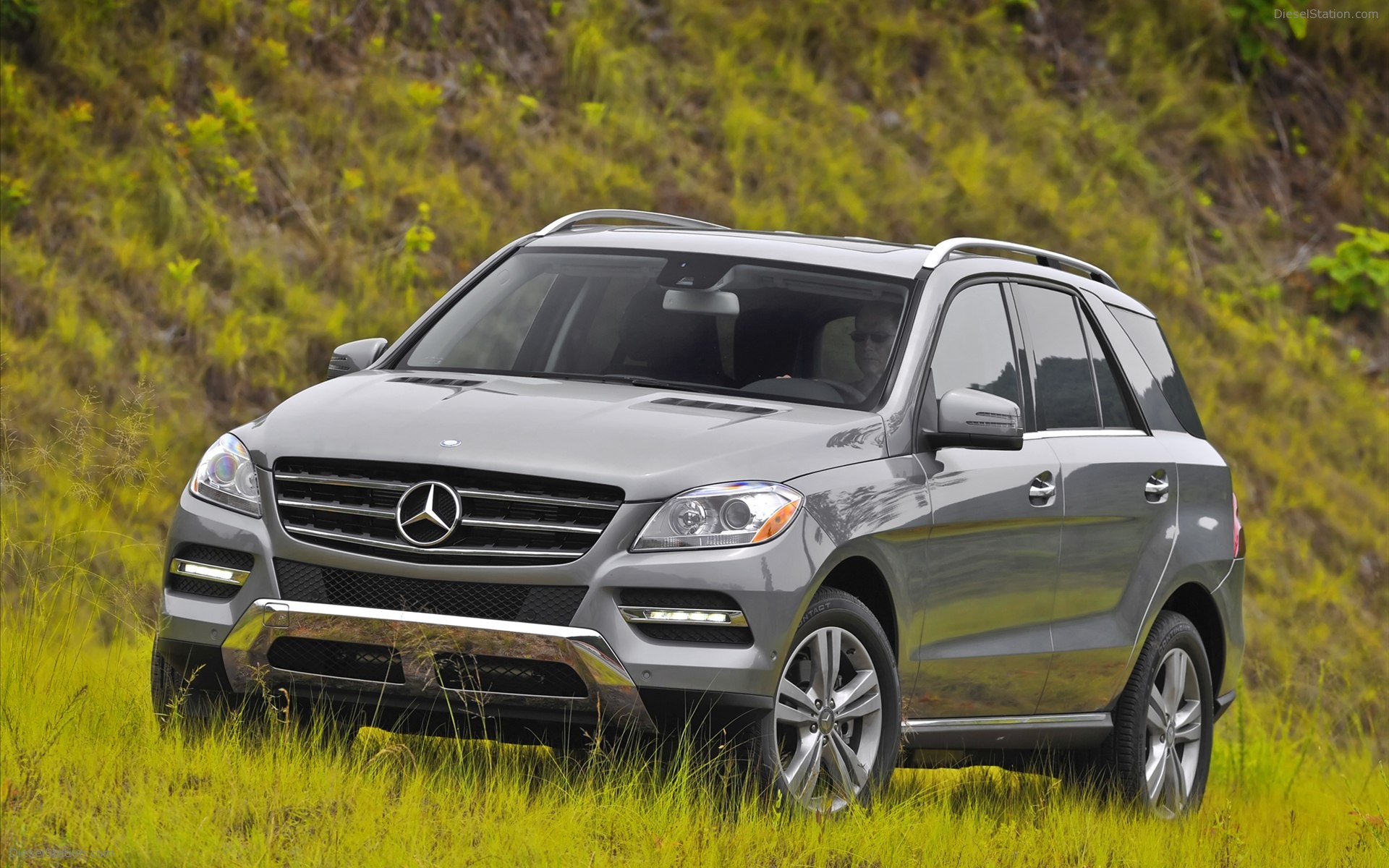 Mercedes Benz ML350 4MATIC 2012