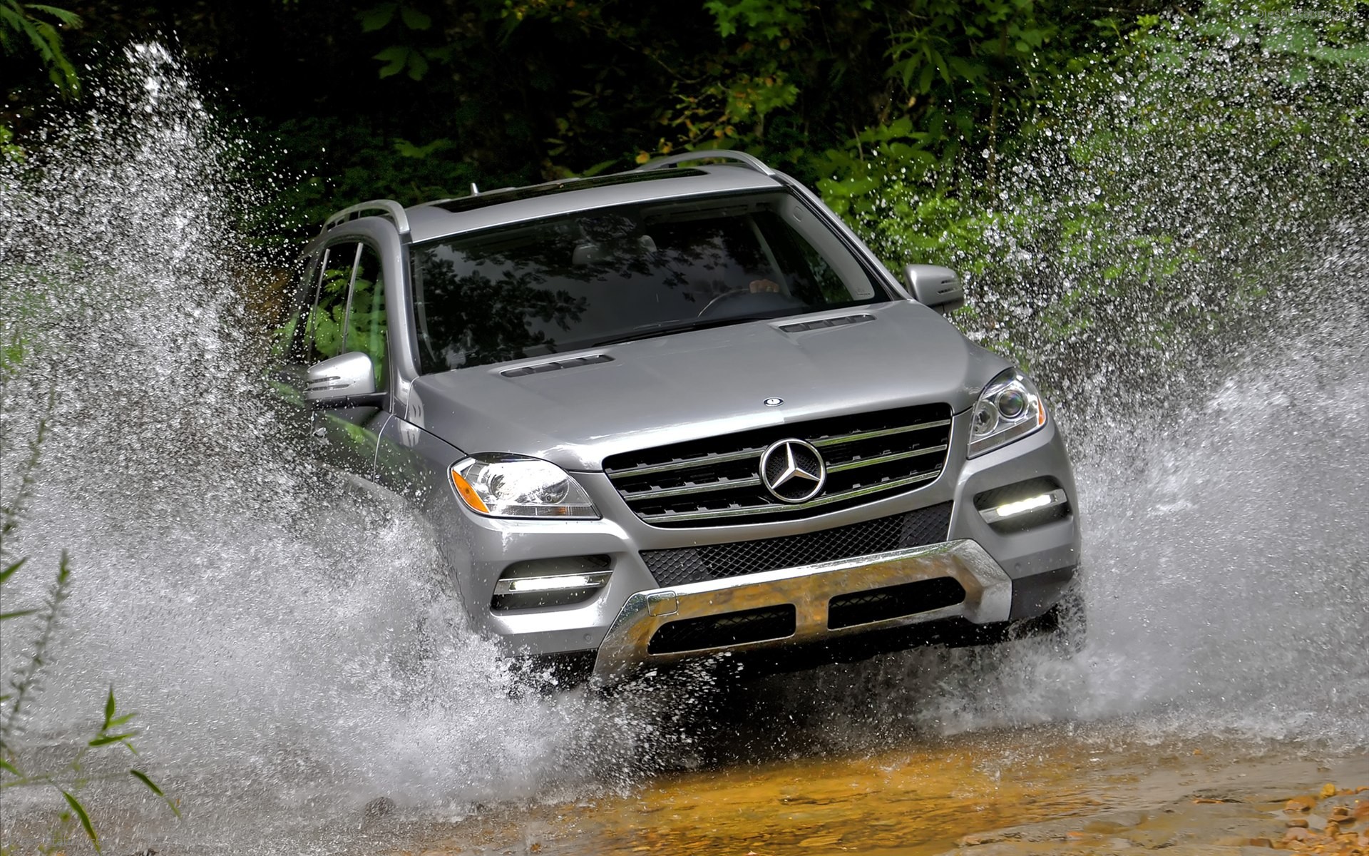 Mercedes Benz ML350 4MATIC 2012