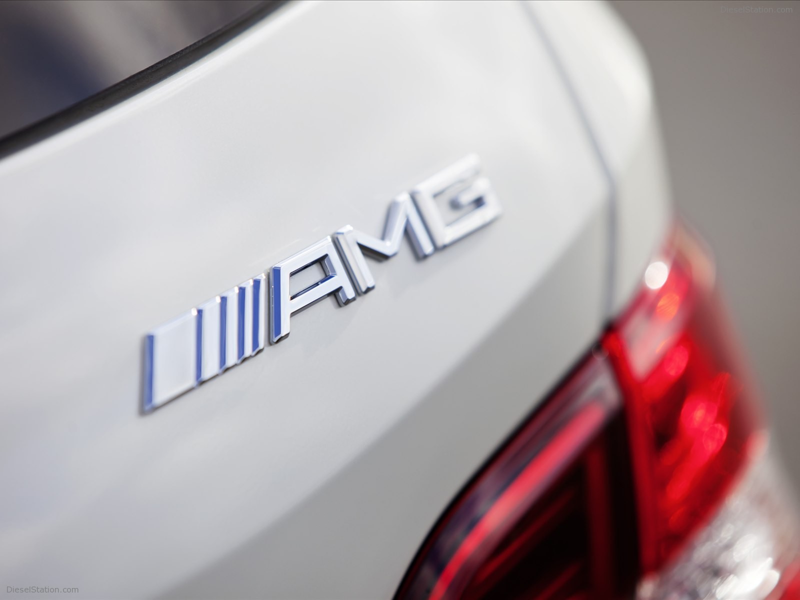 Mercedes Benz ML63 AMG 2012