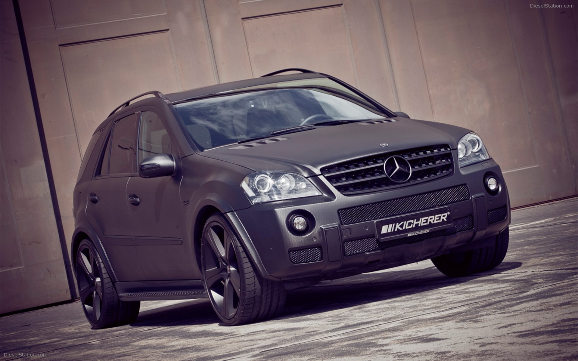Mercedes ML63 Carbon Series by KICHERER 2011