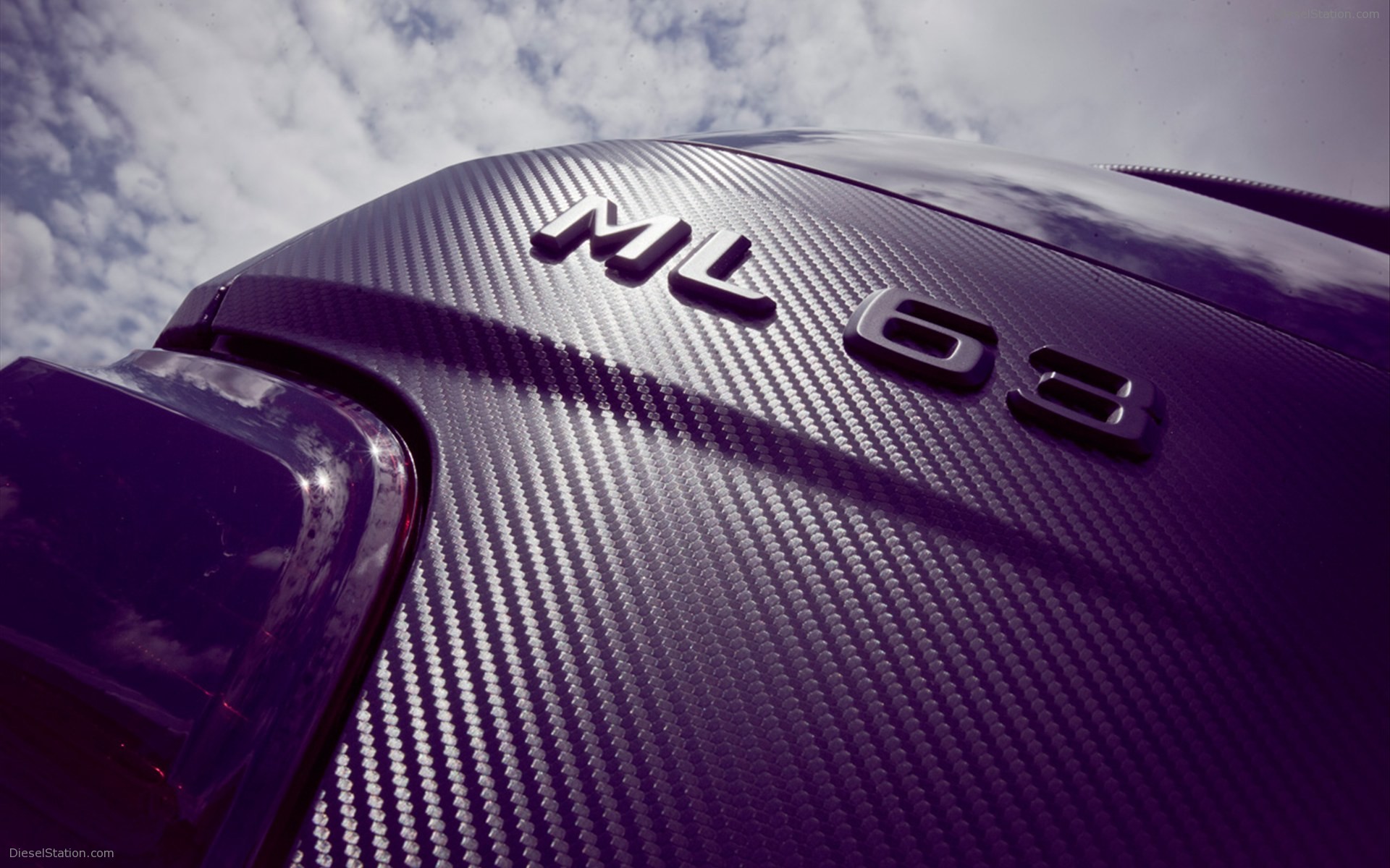 Mercedes ML63 Carbon Series by KICHERER 2011