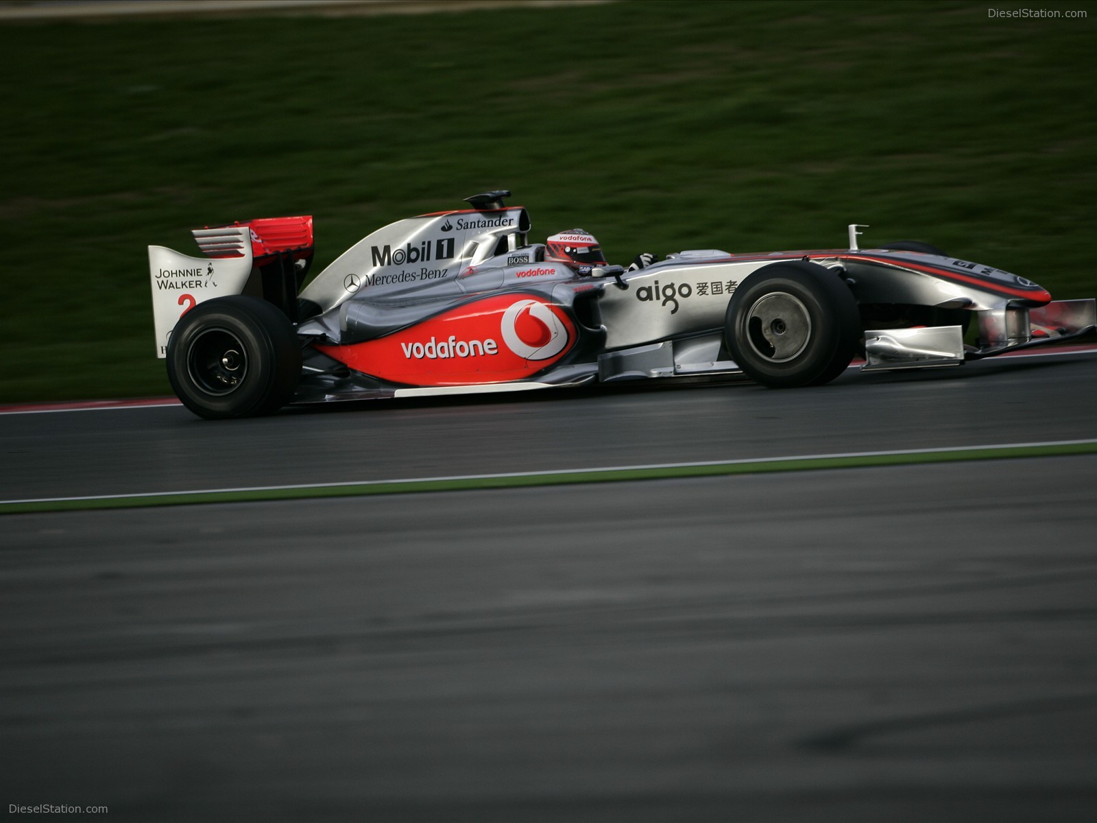 Mercedes-Benz MP4 24