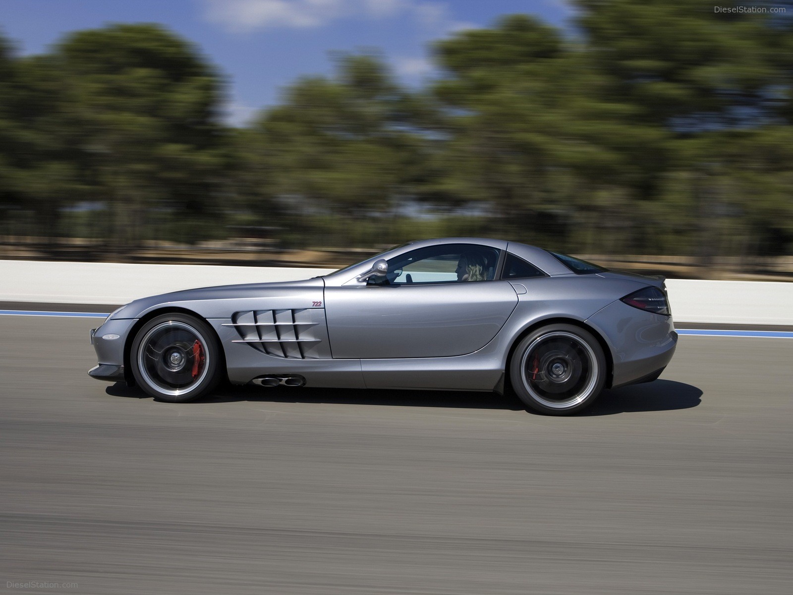 Mercedes McLaren SLR 722 Edition