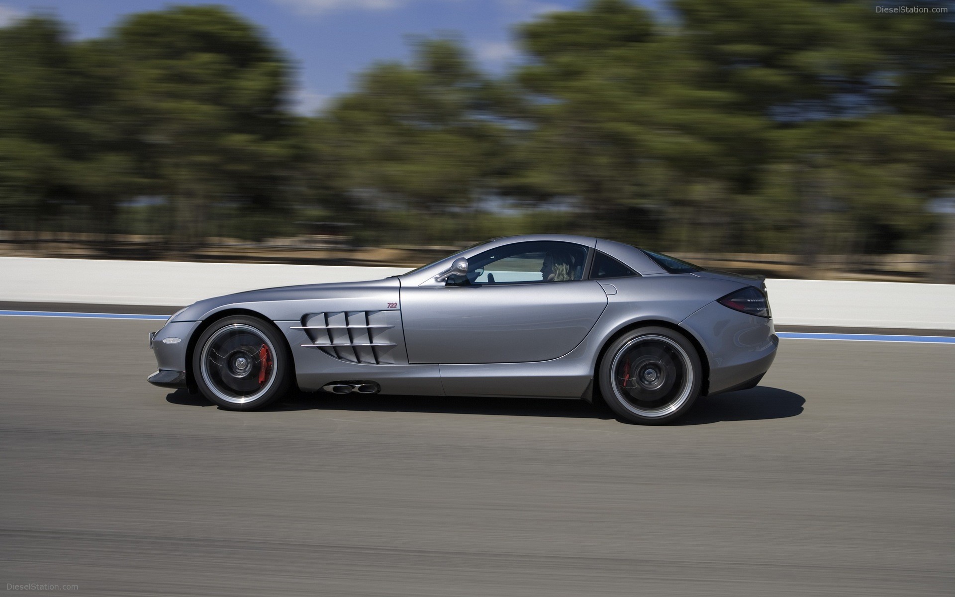 Mercedes McLaren SLR 722 Edition