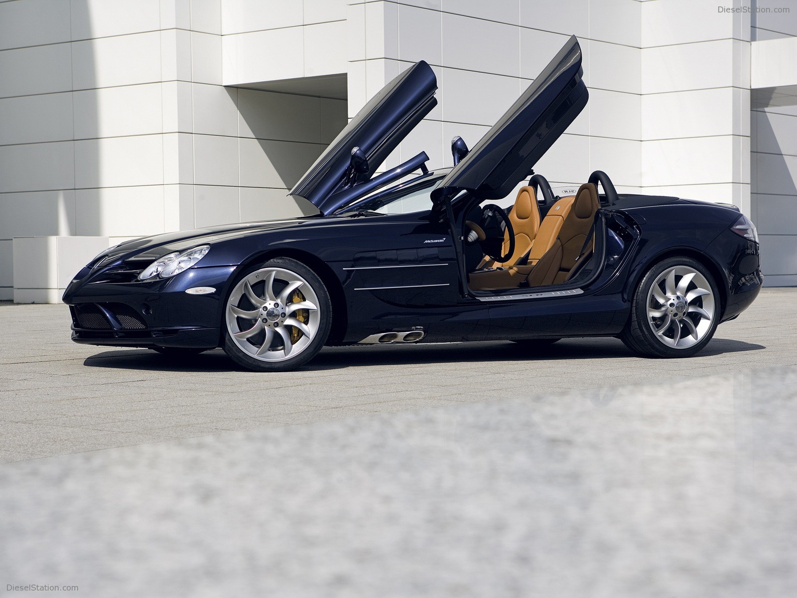Mercedes McLaren SLR Roadster