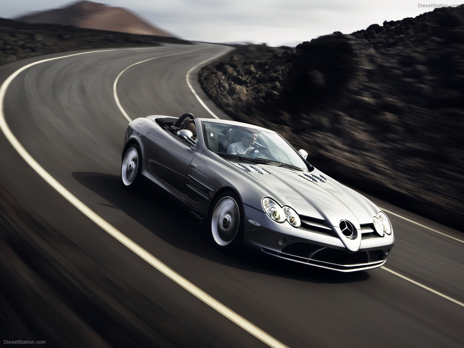 Mercedes McLaren SLR Roadster