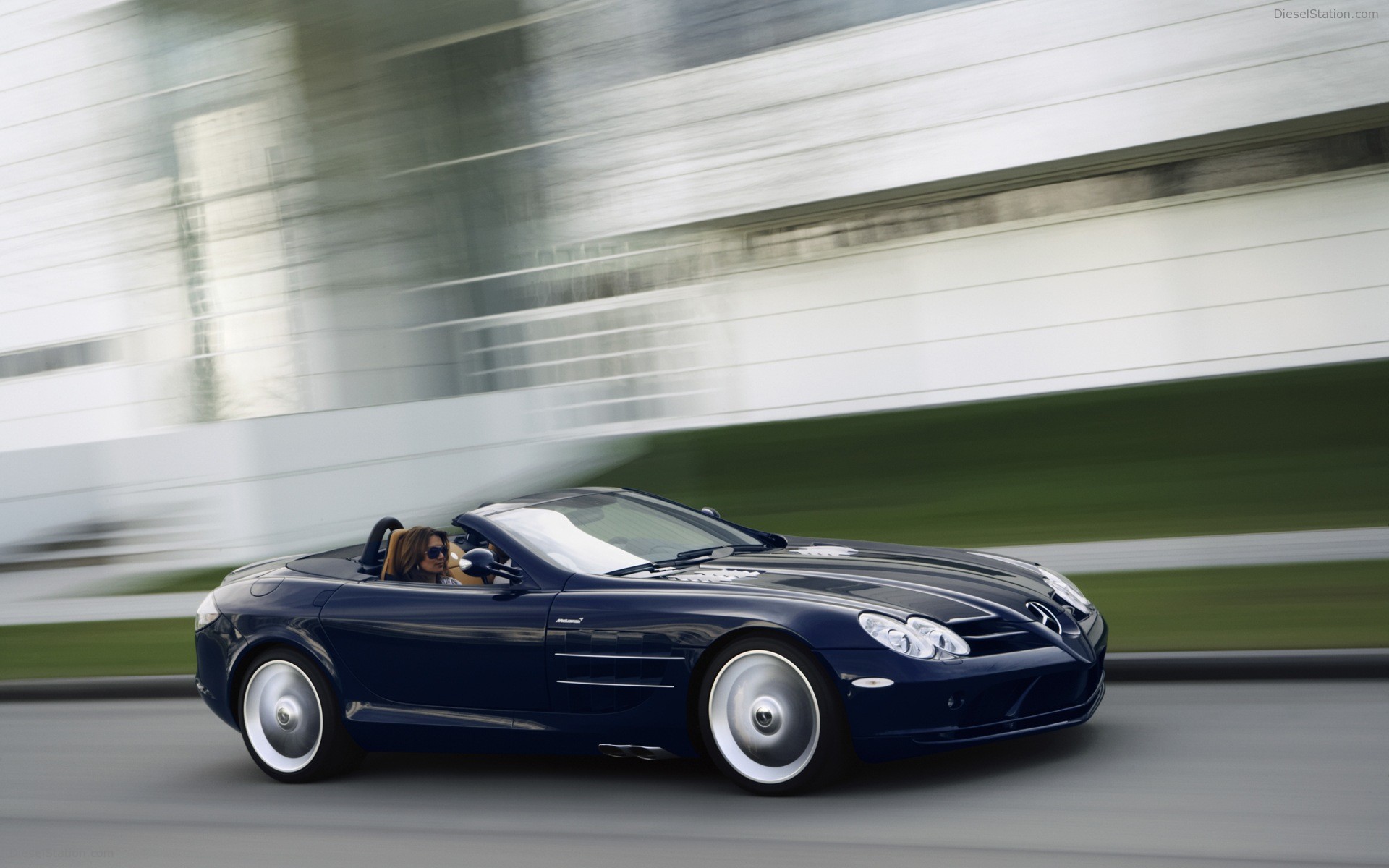 Mercedes McLaren SLR Roadster