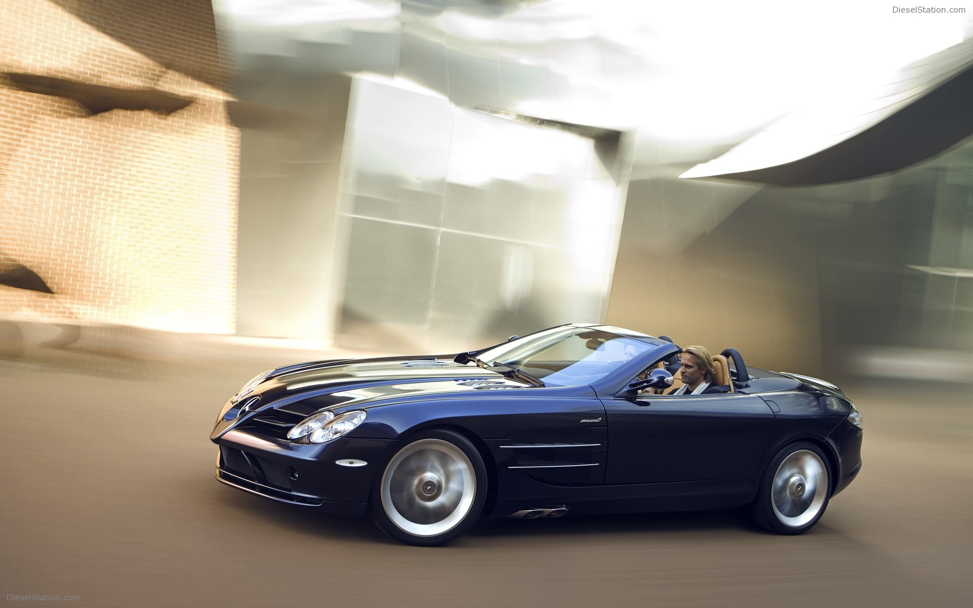 Mercedes McLaren SLR Roadster