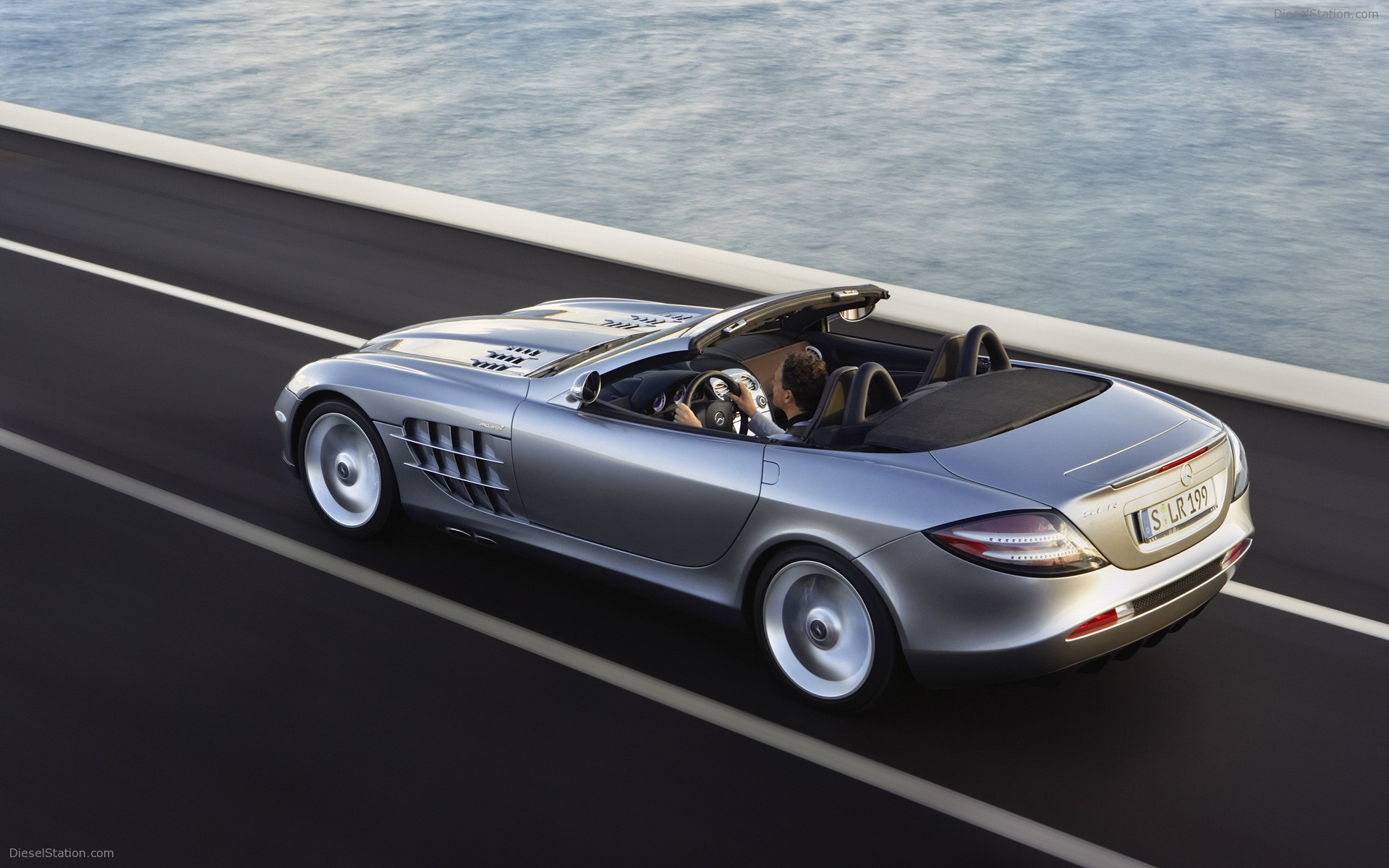 Mercedes McLaren SLR Roadster