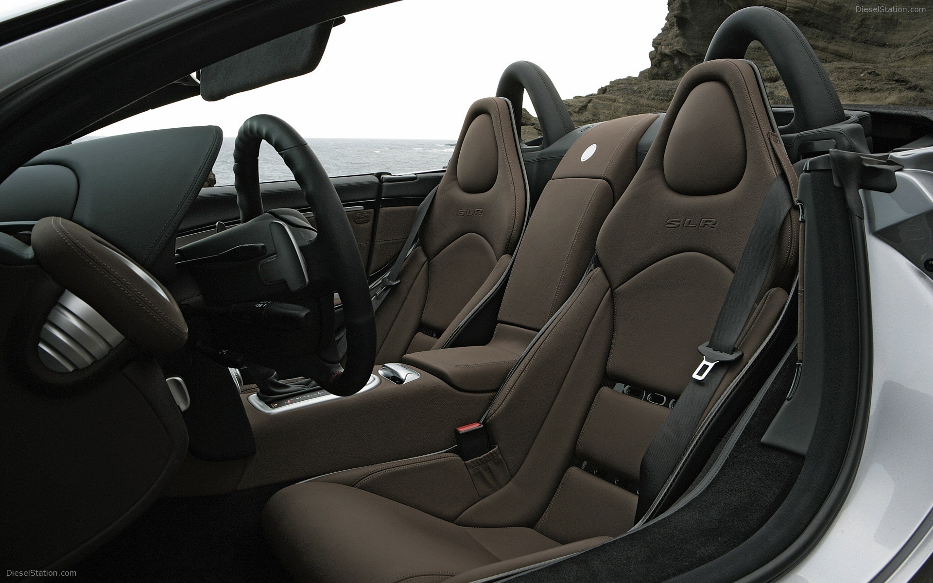 Mercedes McLaren SLR Roadster