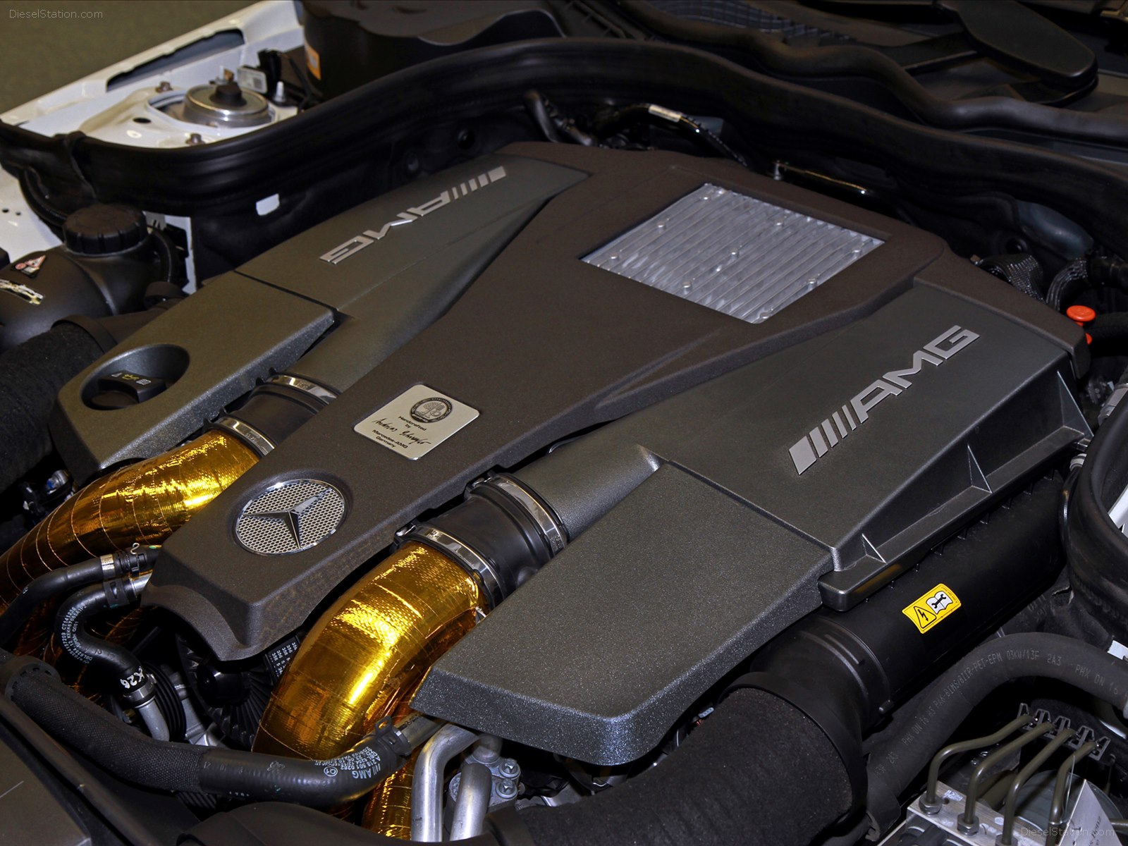 Posaidon Mercedes-Benz E63 AMG RS 850 2014 Posaidon Mercedes-Benz E63 AMG RS 850 2014