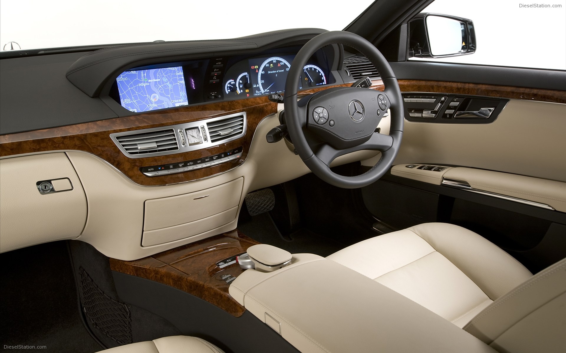 Mercedes Benz S-Class 2011
