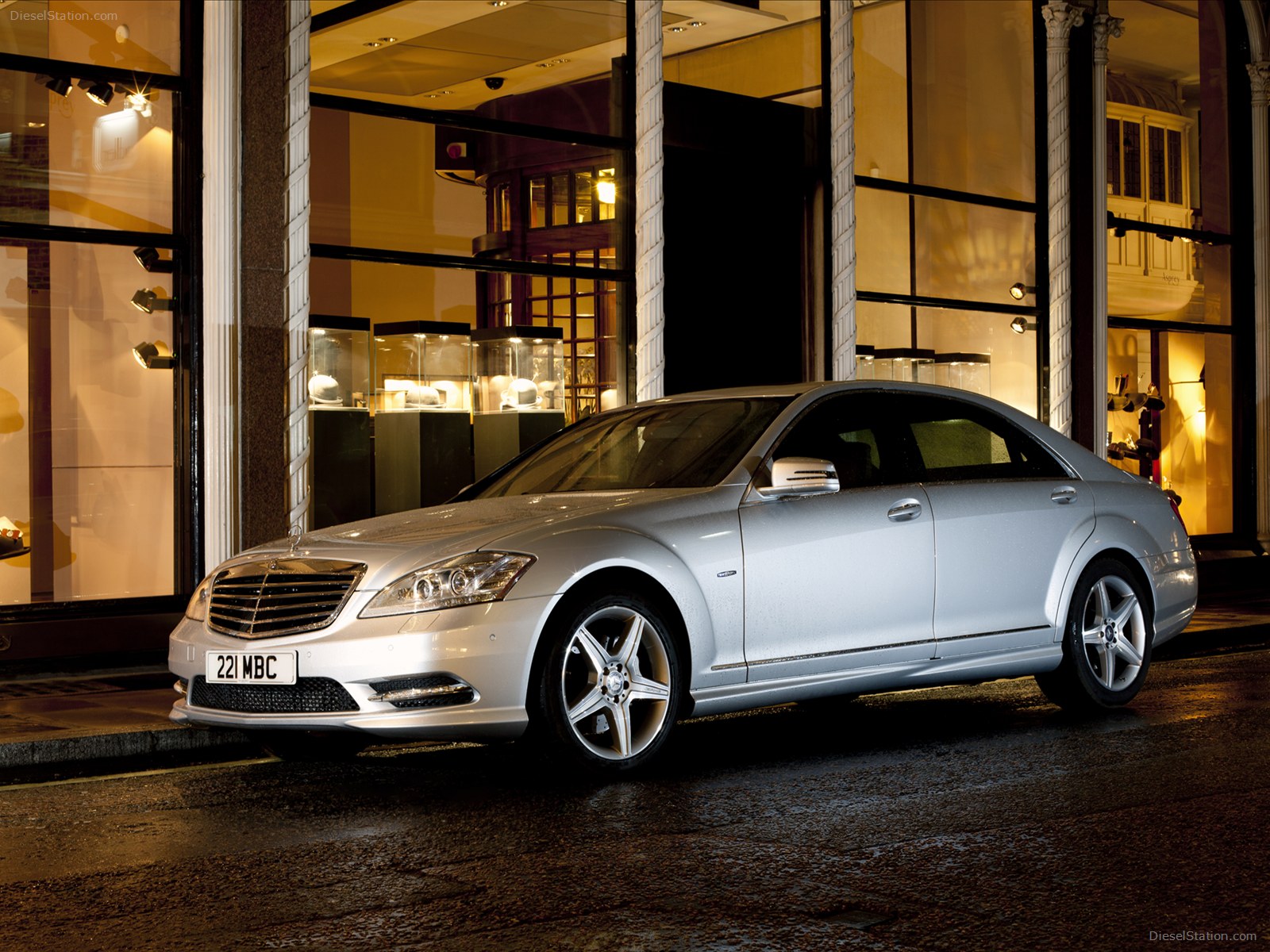 Mercedes Benz S Class 2012