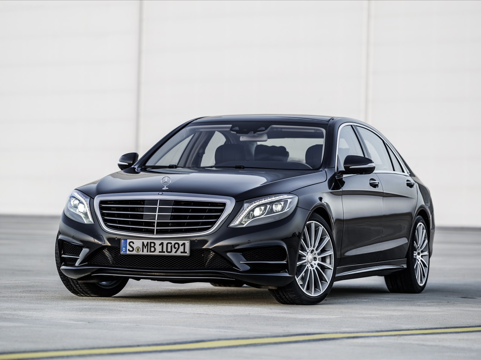 Mercedes-Benz S-Class 2014