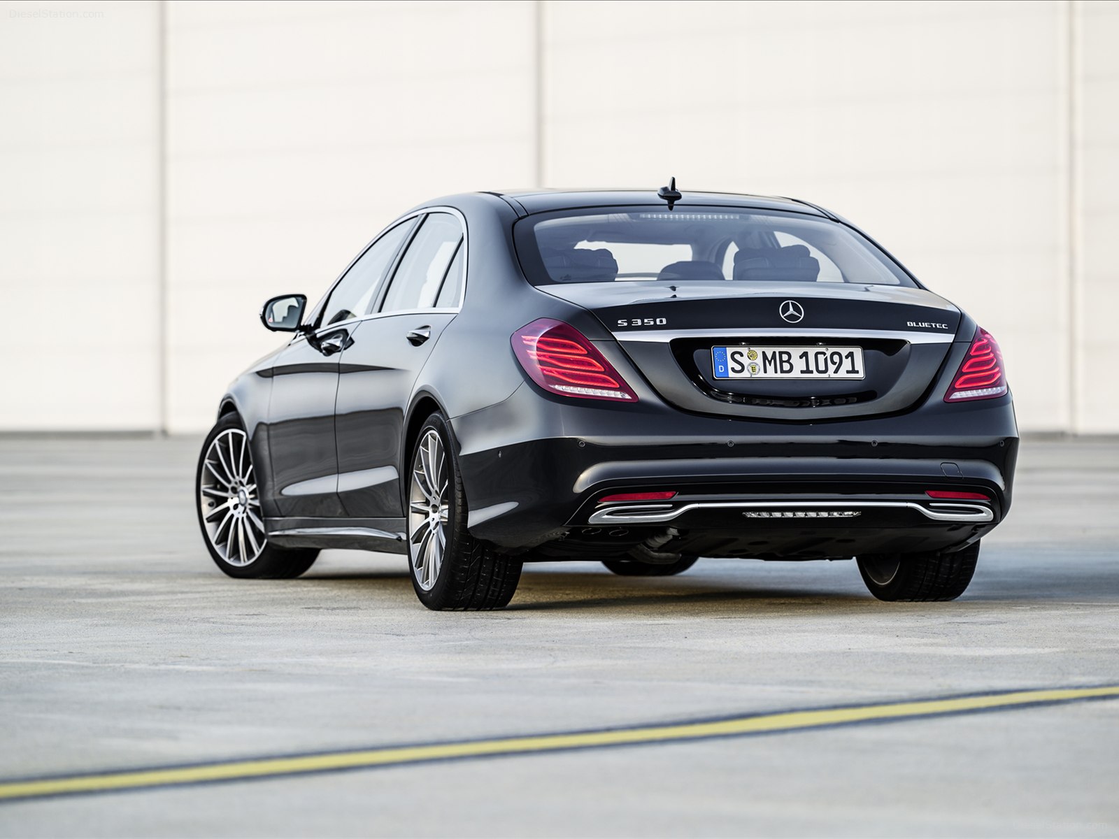 Mercedes-Benz S-Class 2014