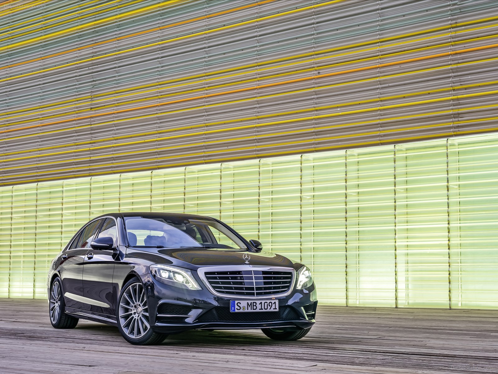Mercedes-Benz S-Class 2014