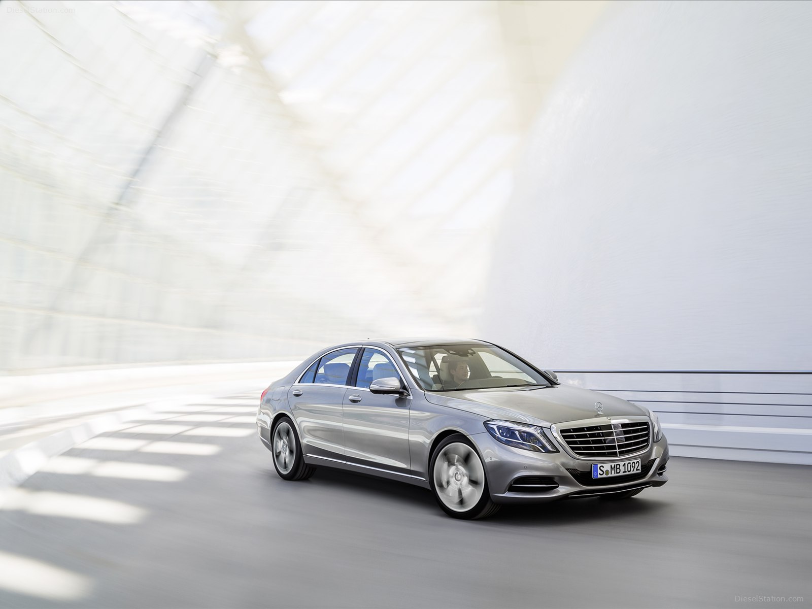 Mercedes-Benz S-Class 2014