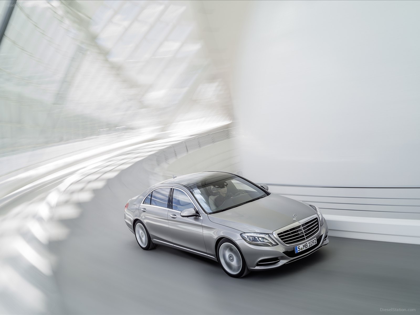 Mercedes-Benz S-Class 2014