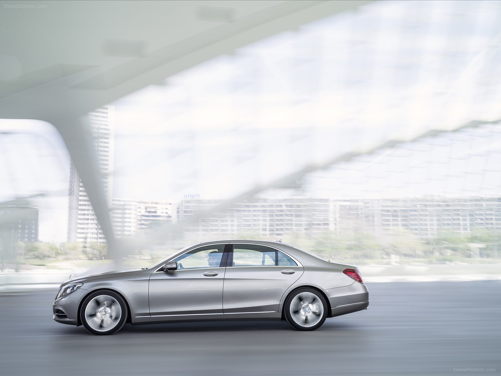 Mercedes-Benz S-Class 2014