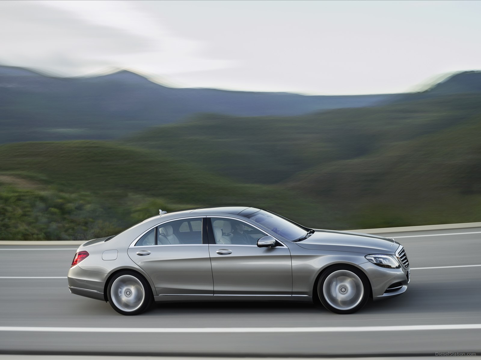 Mercedes-Benz S-Class 2014