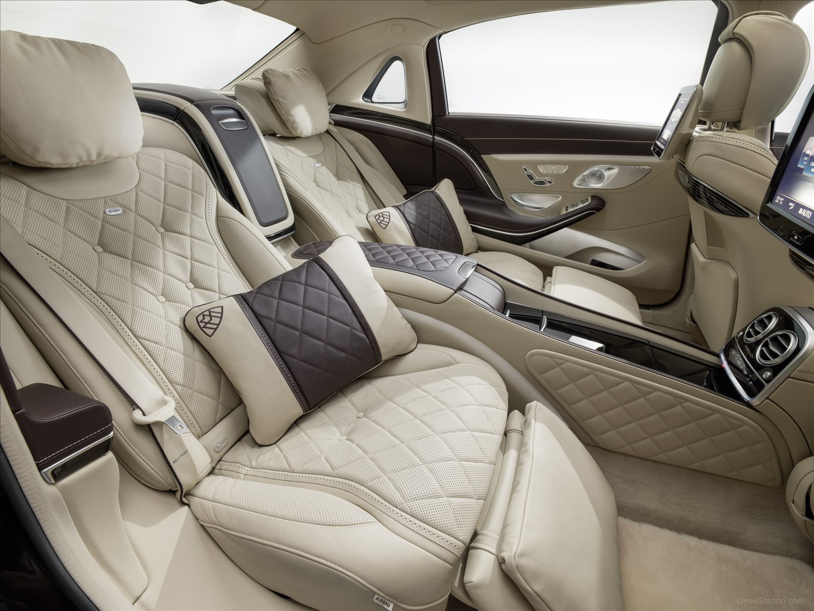 Mercedes-Maybach S-Class 2016