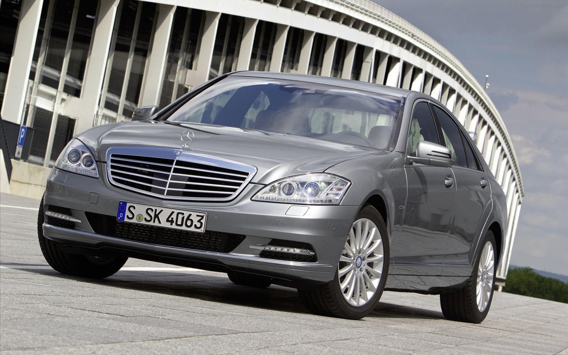 Mercedes Benz S350 BlueTEC 4MATIC 2012 Mercedes Benz S350 BlueTEC 4MATIC 2012