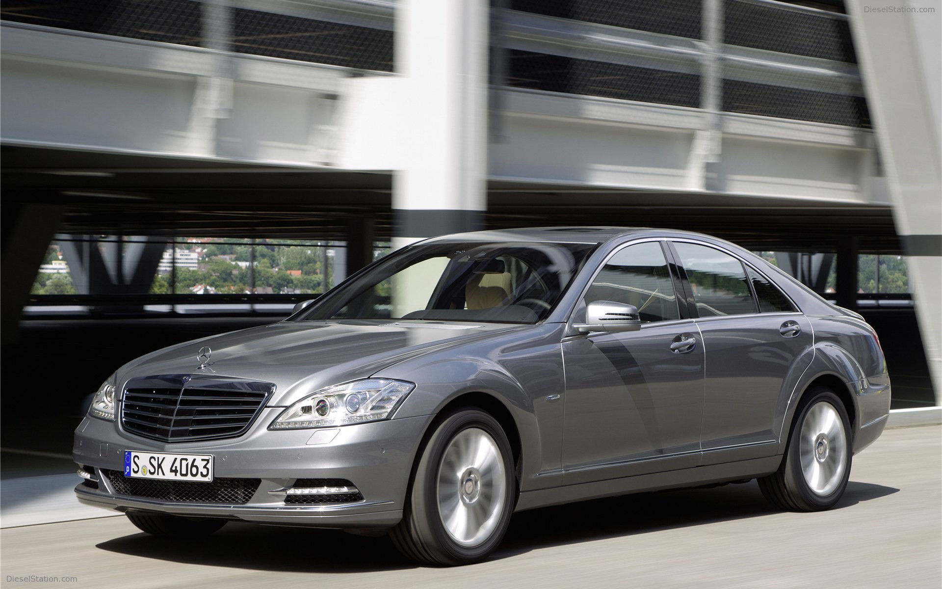 Mercedes Benz  S350 BlueTEC 4MATIC 2012