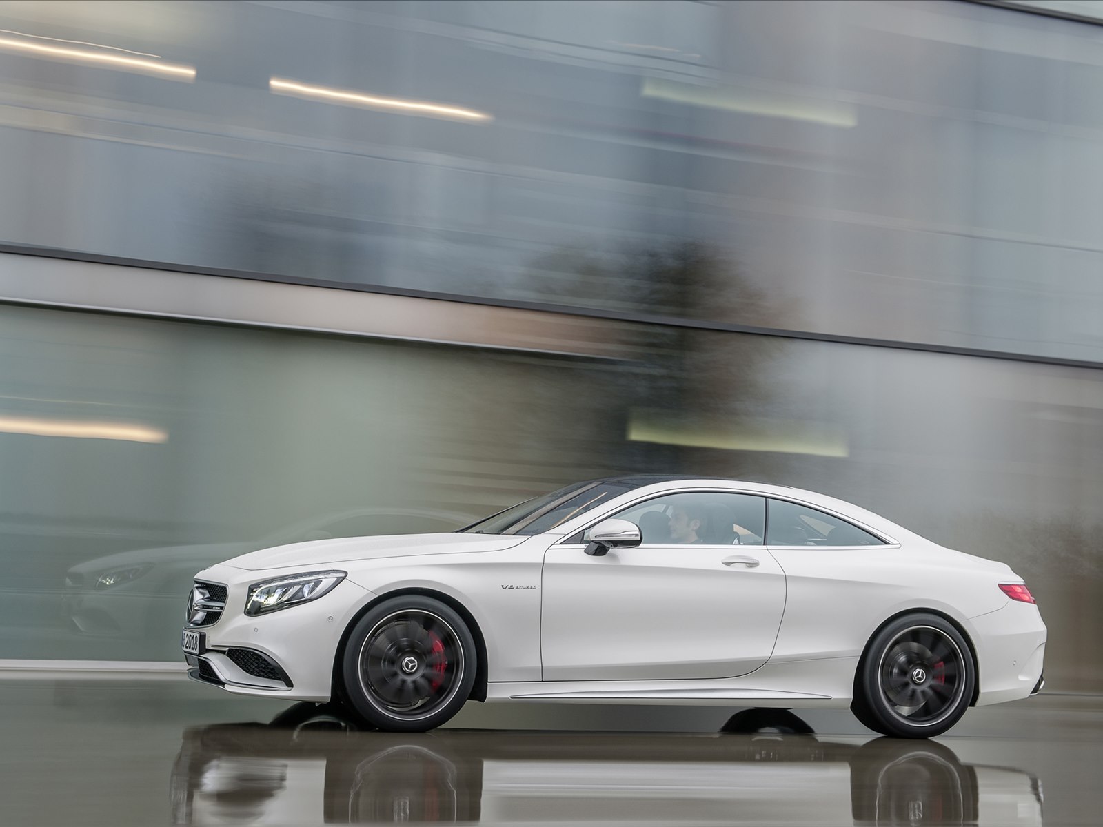 Mercedes Benz S63 AMG Coupe 2015