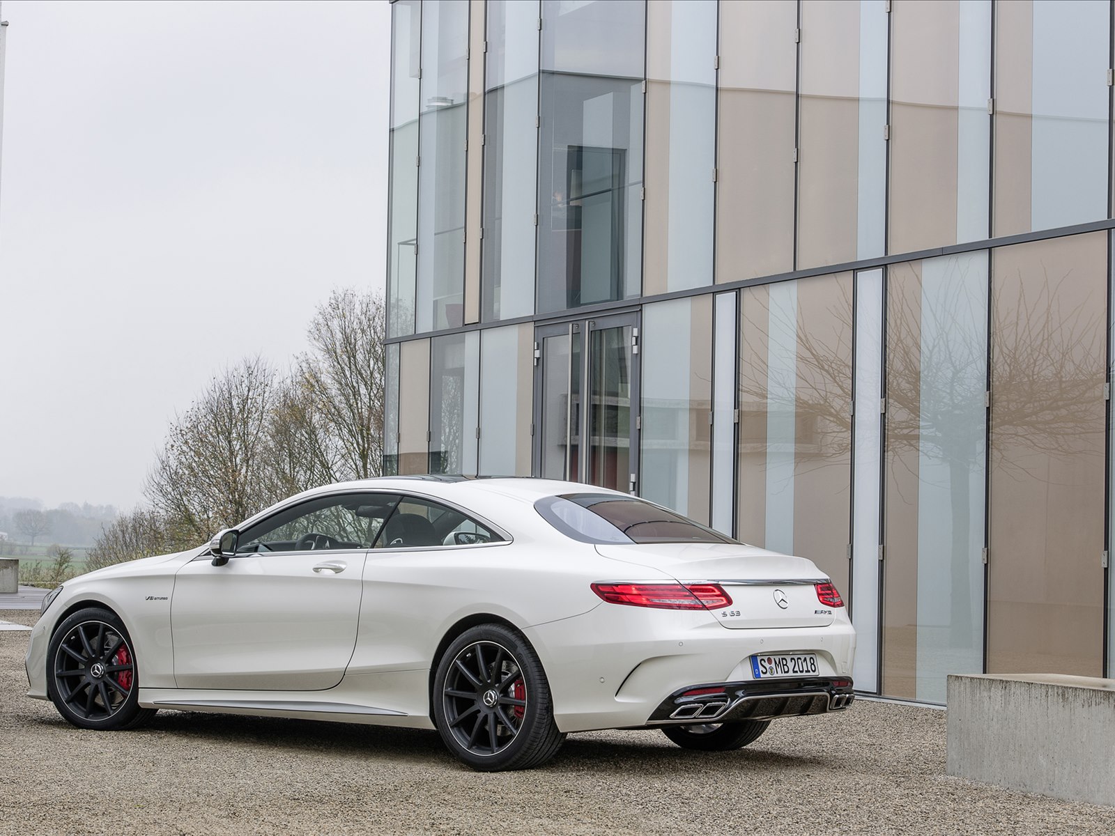 Mercedes Benz S63 AMG Coupe 2015