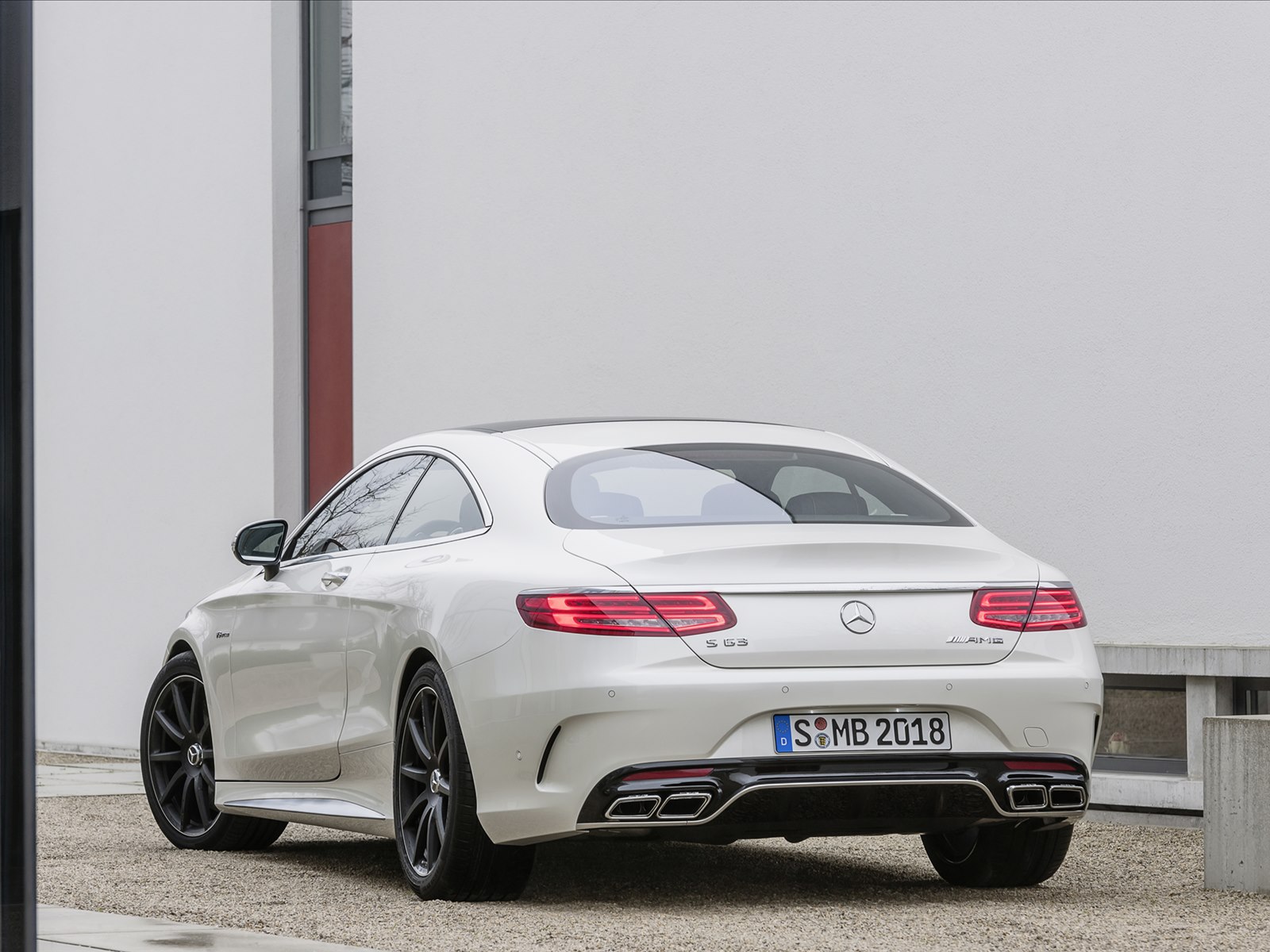 Mercedes Benz S63 AMG Coupe 2015