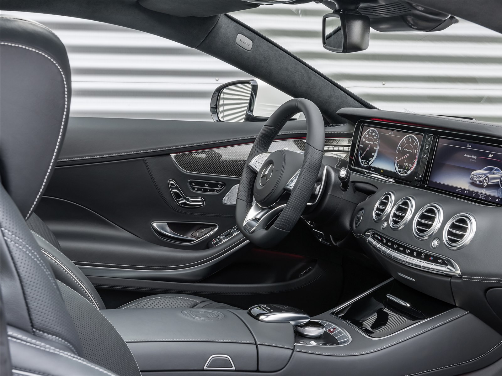 Mercedes Benz S63 AMG Coupe 2015