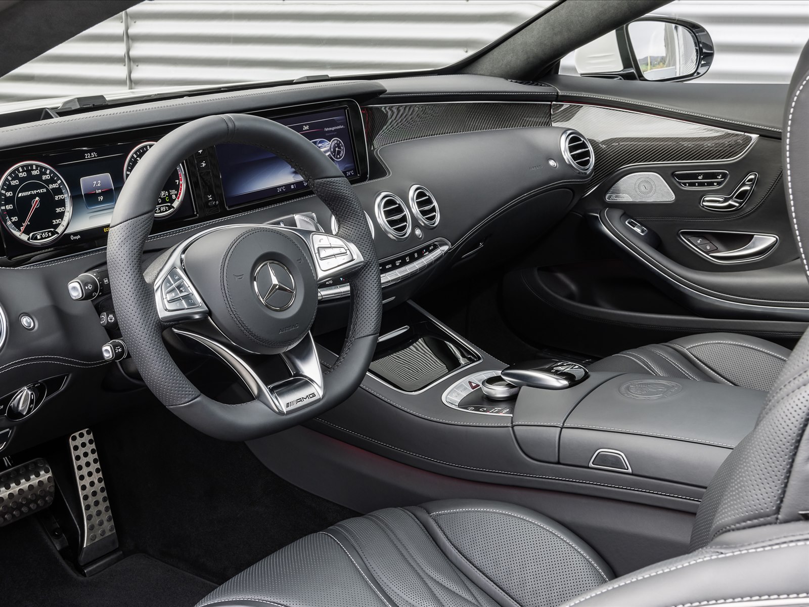 Mercedes Benz S63 AMG Coupe 2015