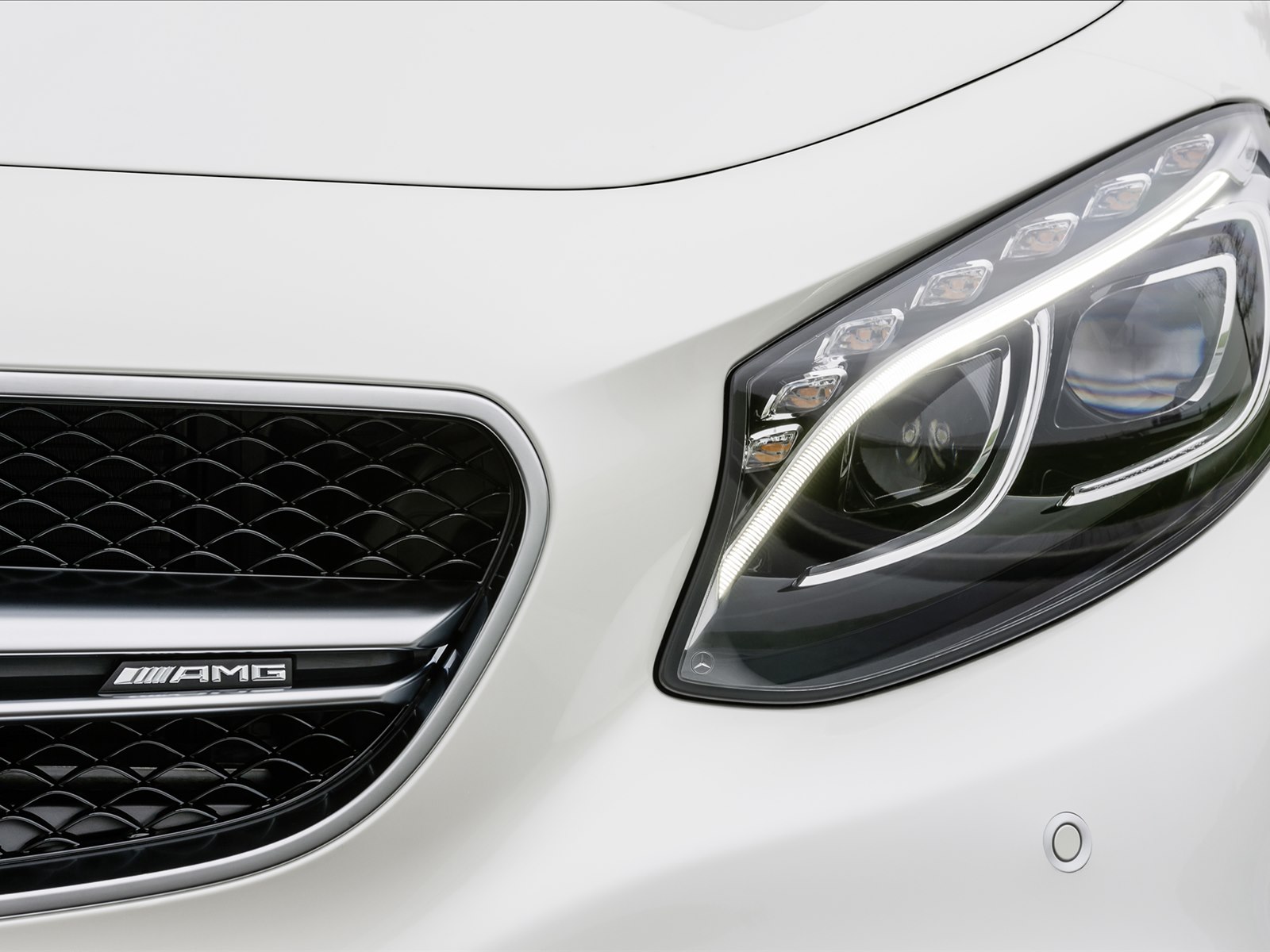 Mercedes Benz S63 AMG Coupe 2015