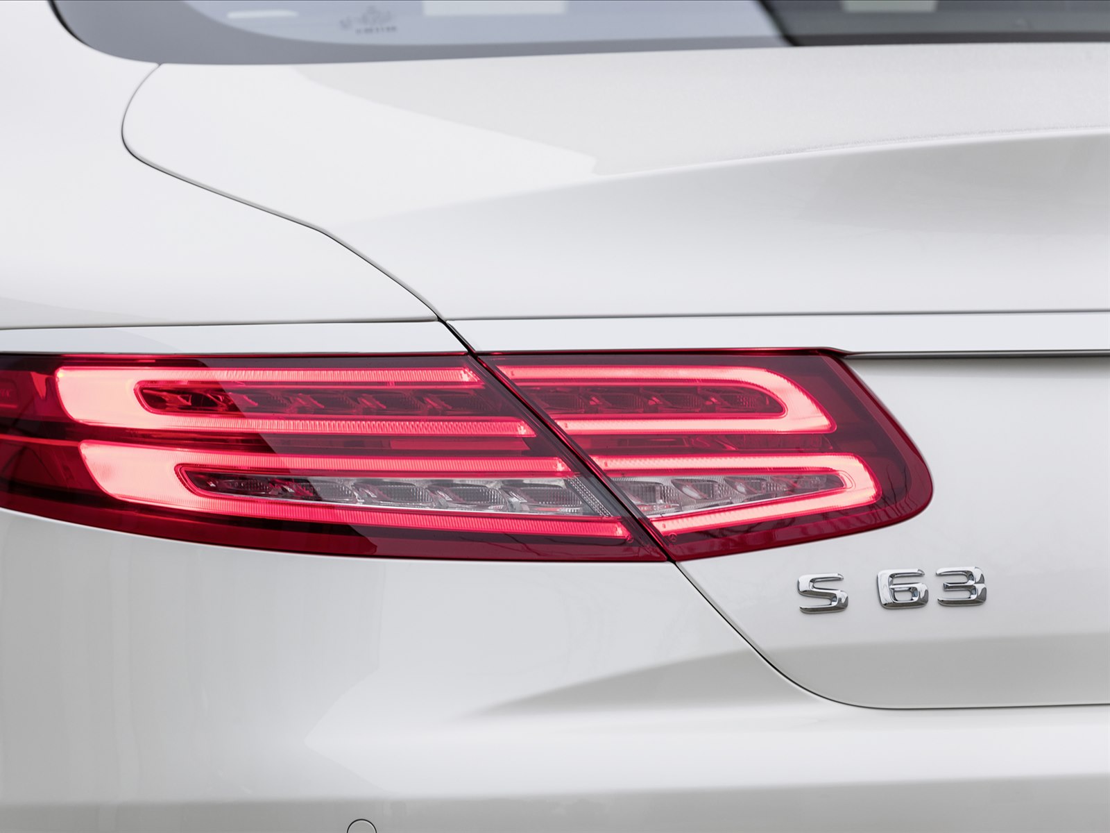 Mercedes Benz S63 AMG Coupe 2015