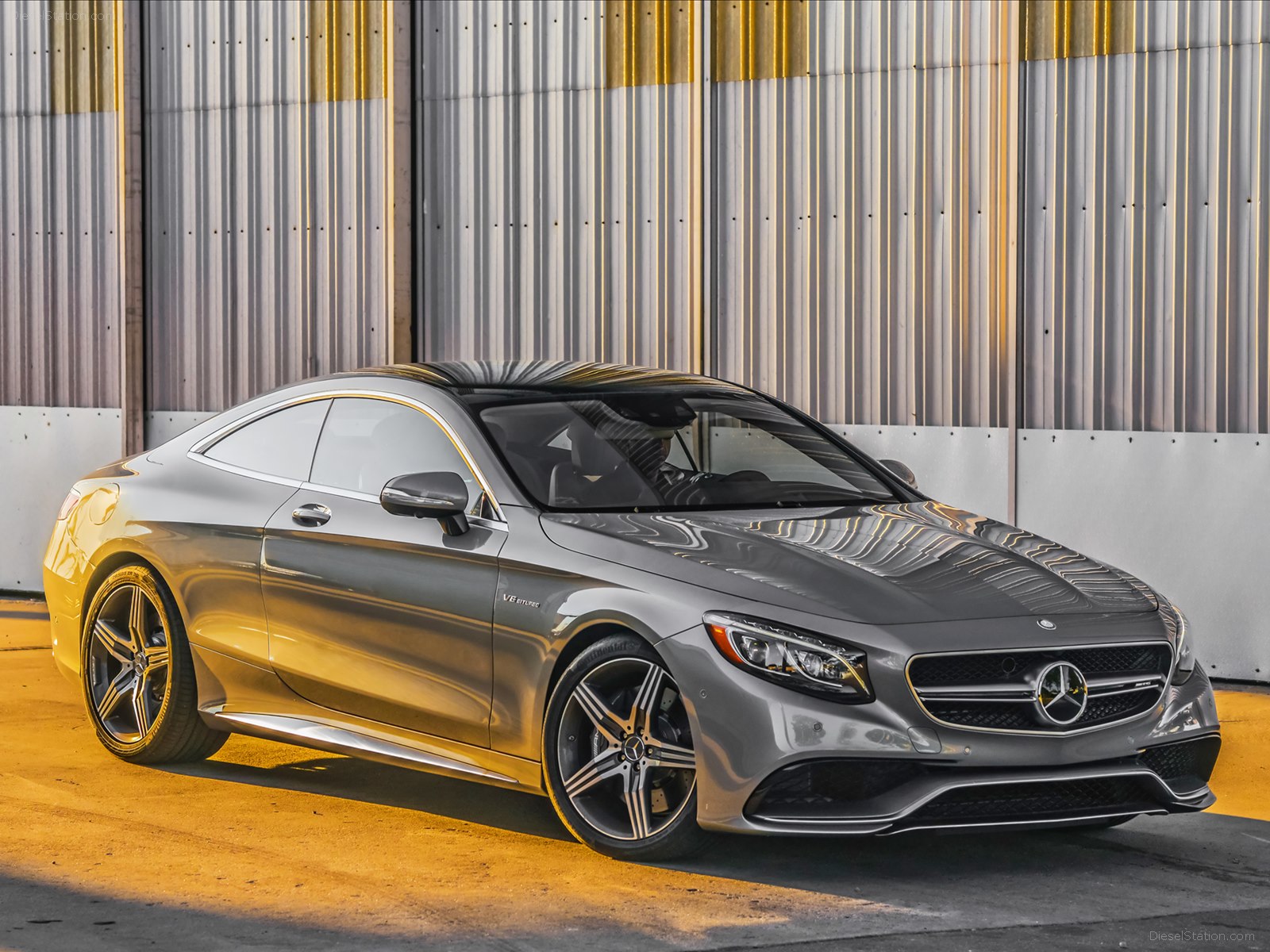 Mercedes Benz S63 AMG Coupe 2015