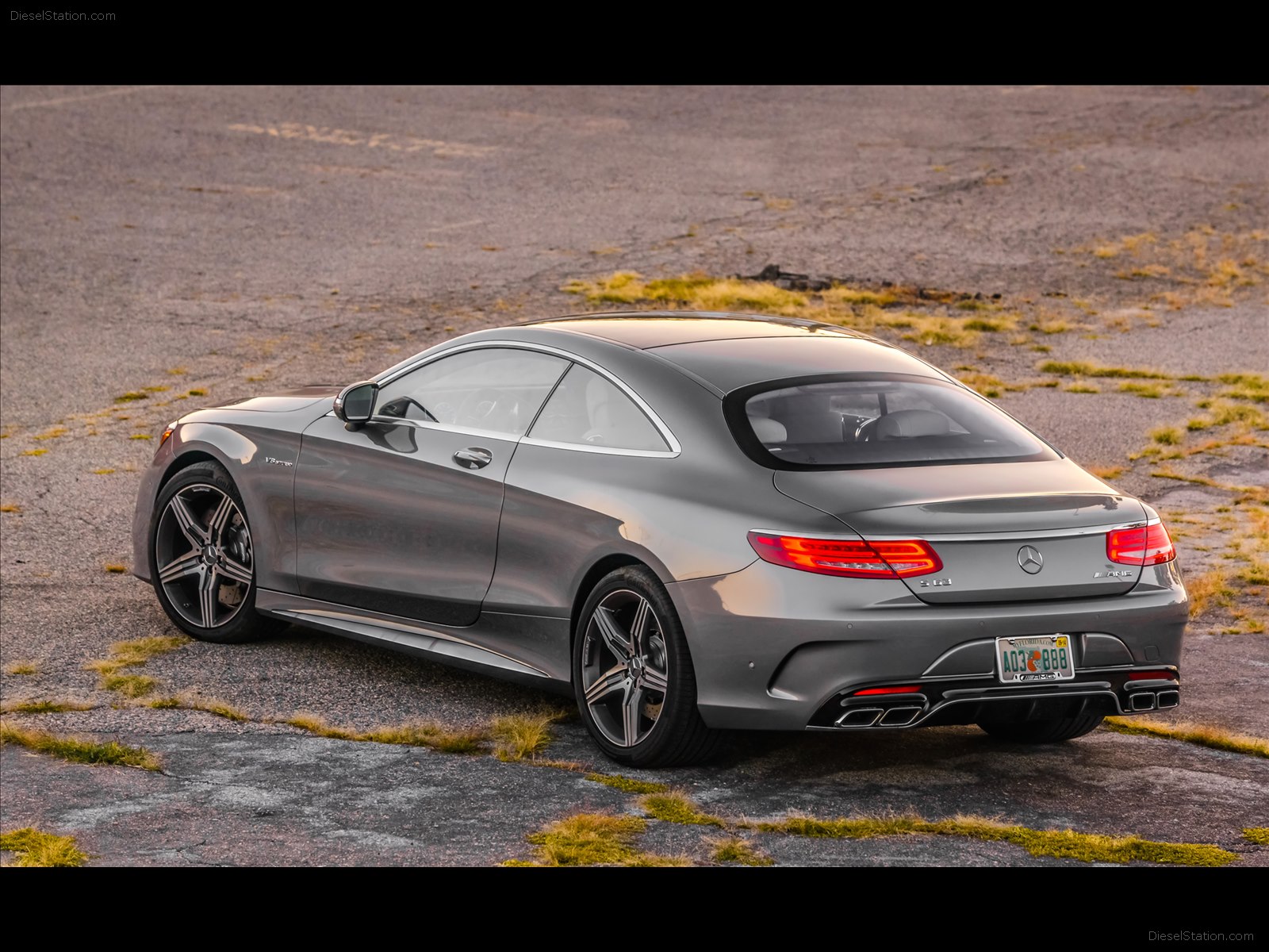 Mercedes Benz S63 AMG Coupe 2015