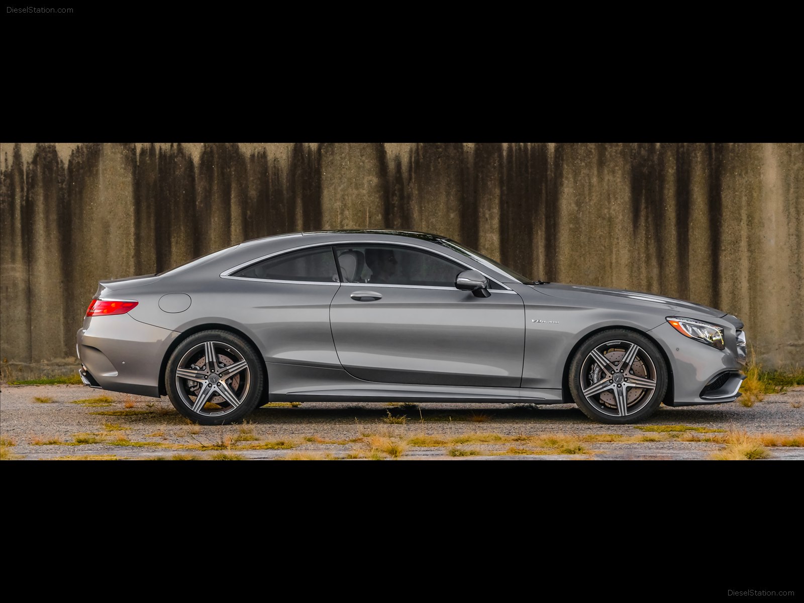 Mercedes Benz S63 AMG Coupe 2015