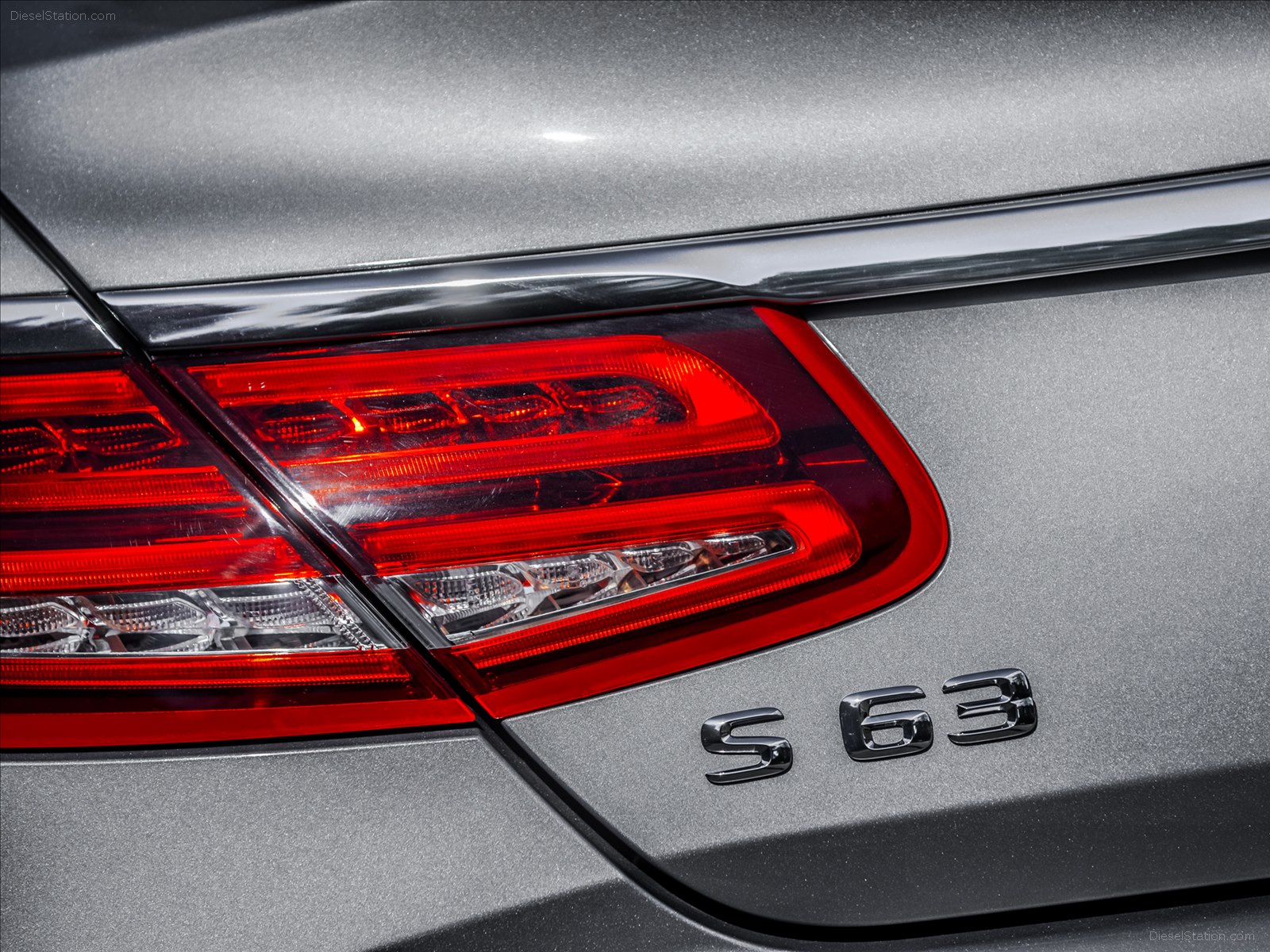 Mercedes Benz S63 AMG Coupe 2015