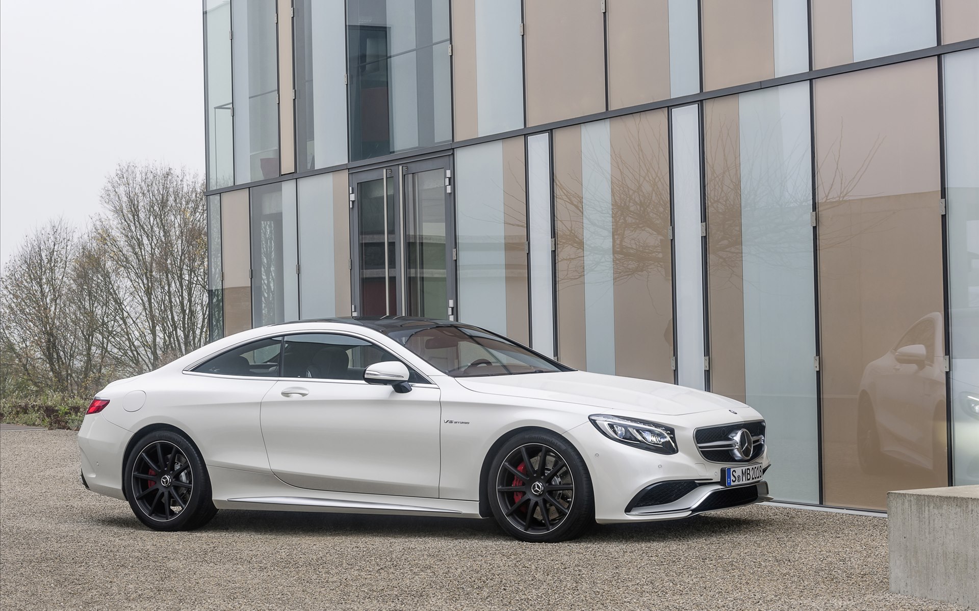 Mercedes Benz S63 AMG Coupe 2015