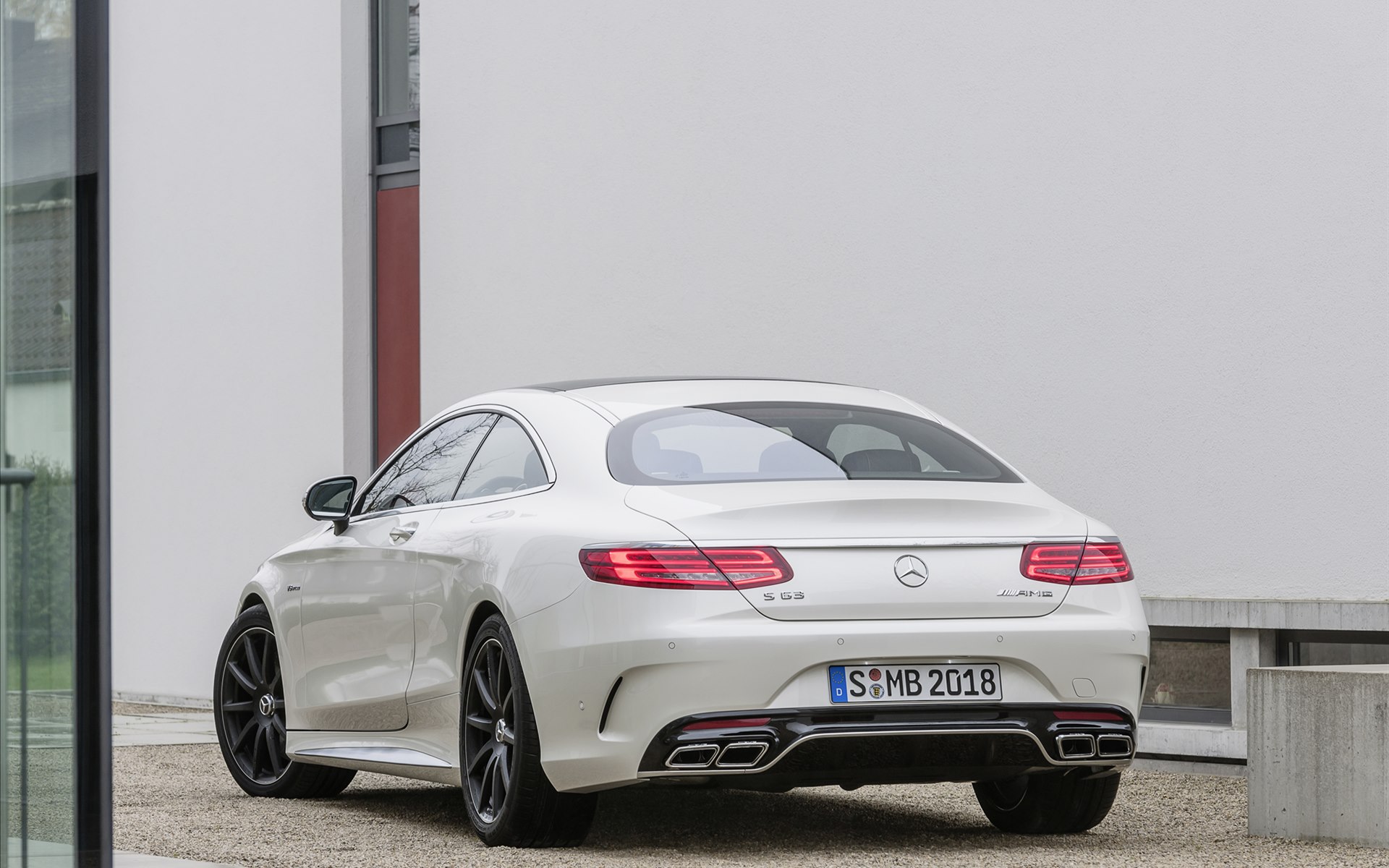 Mercedes Benz S63 AMG Coupe 2015