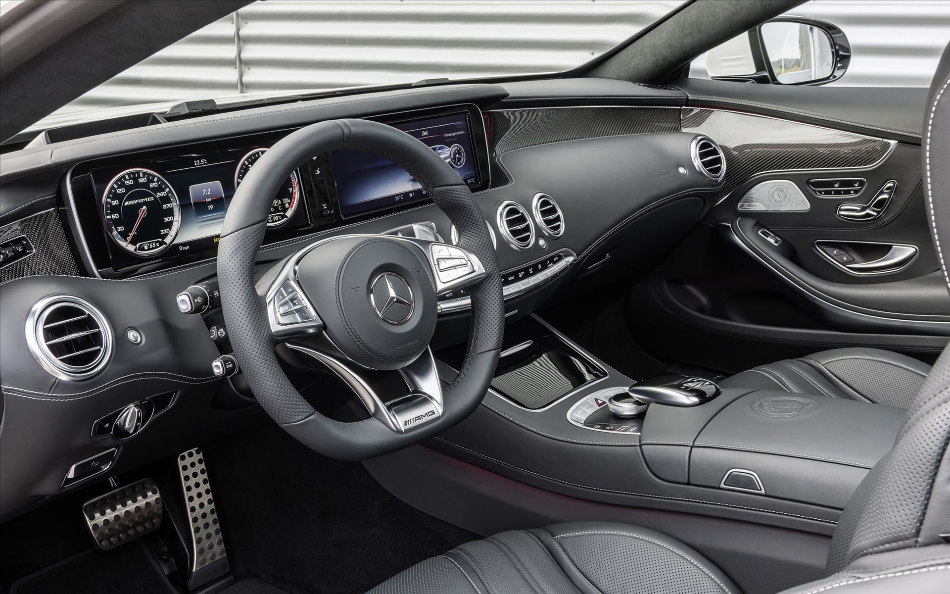 Mercedes Benz S63 AMG Coupe 2015